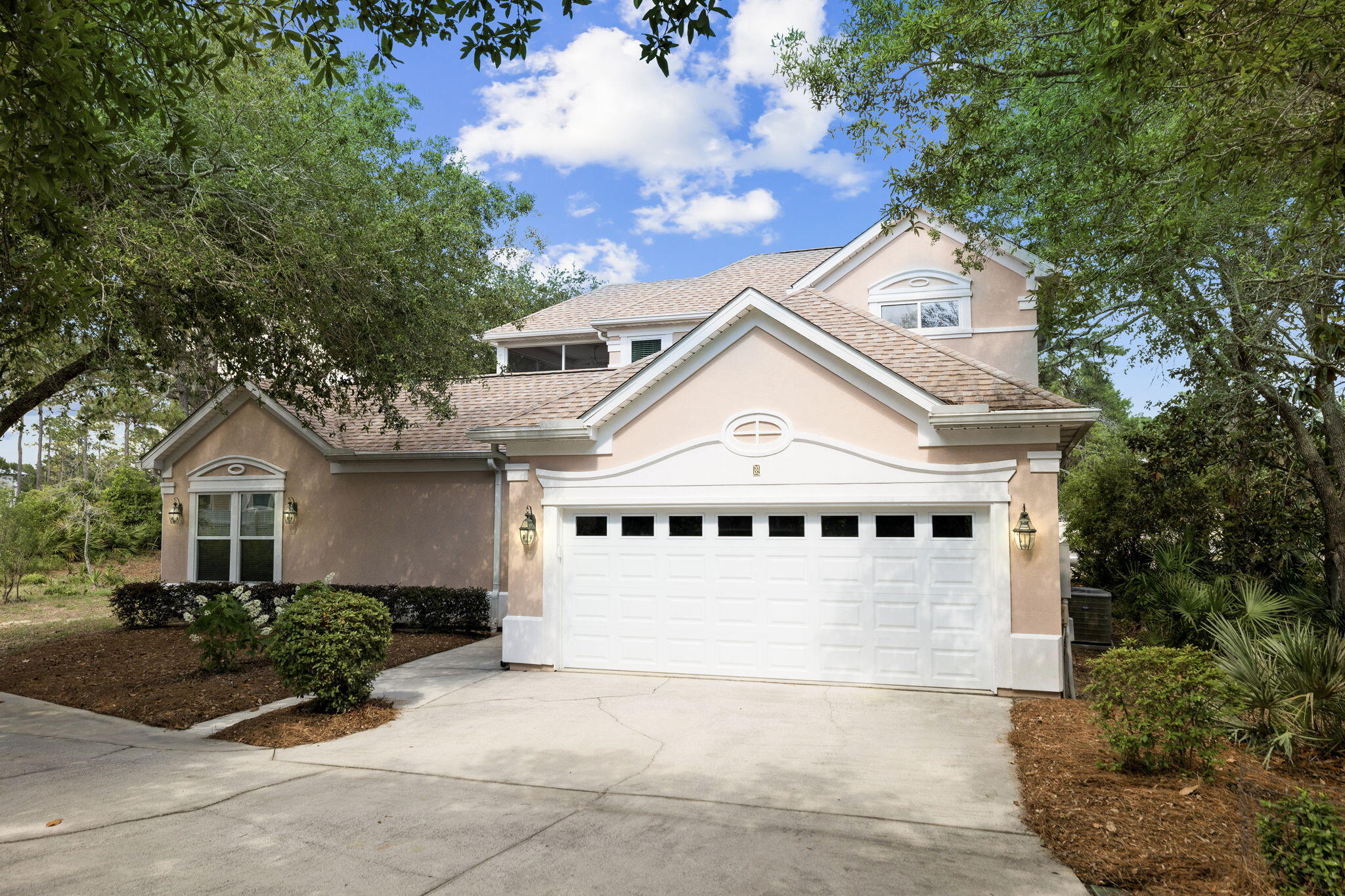 FAIRWAY VILLAS - Residential