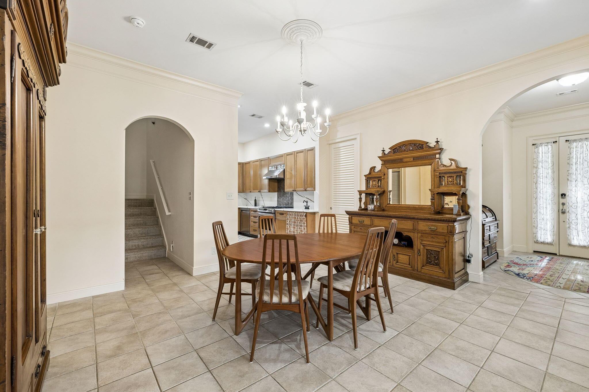 FAIRWAY VILLAS - Residential