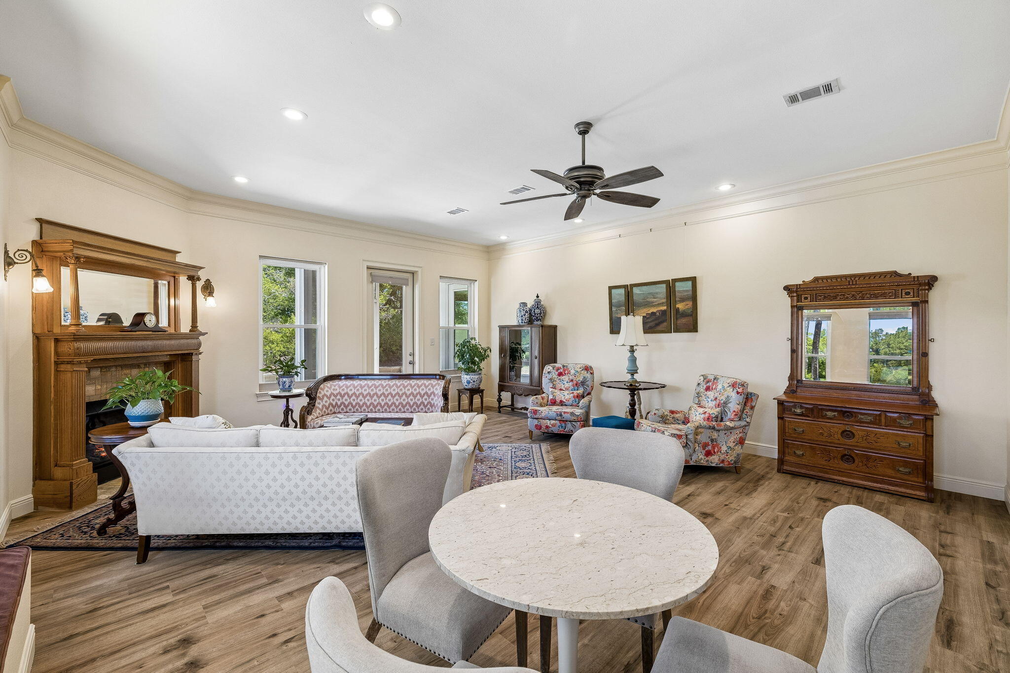 FAIRWAY VILLAS - Residential