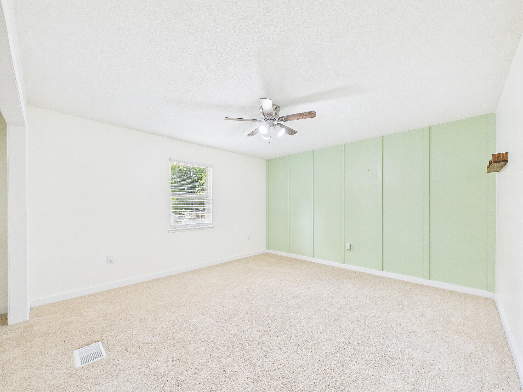 HILLTOP ACRES - Residential