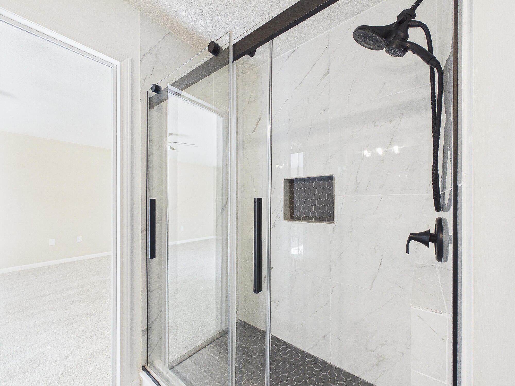 HILLTOP ACRES - Residential