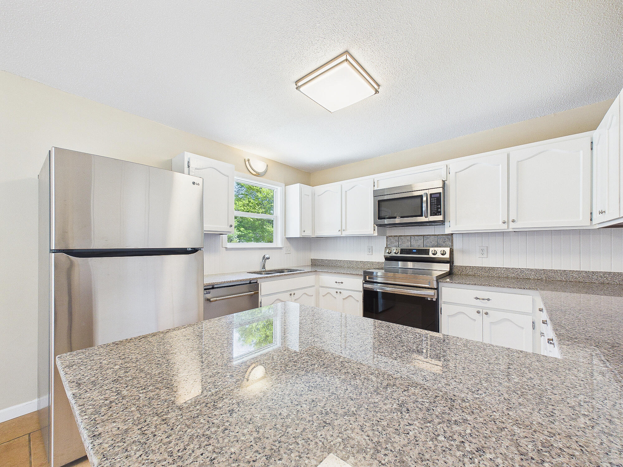 HILLTOP ACRES - Residential