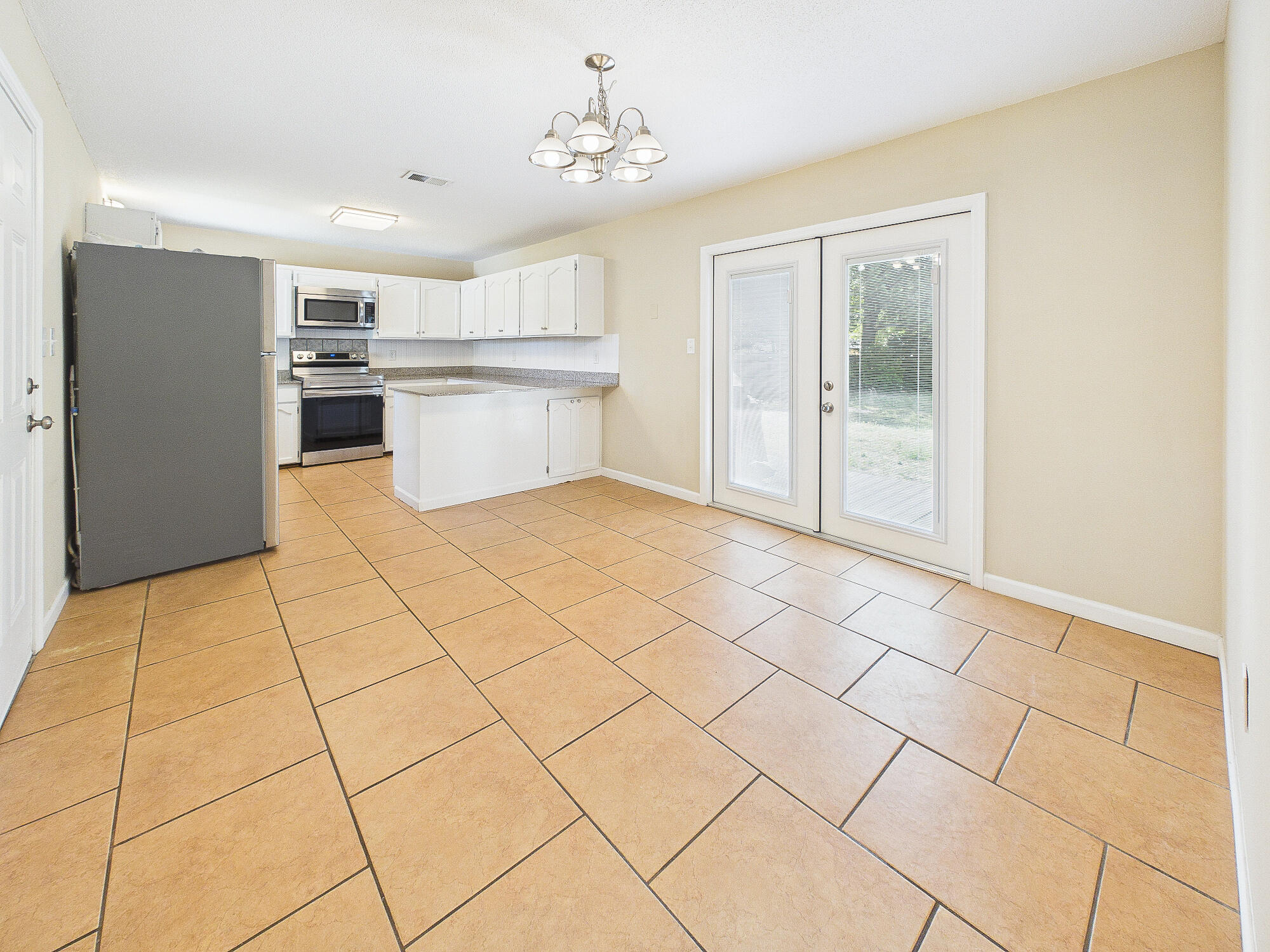 HILLTOP ACRES - Residential