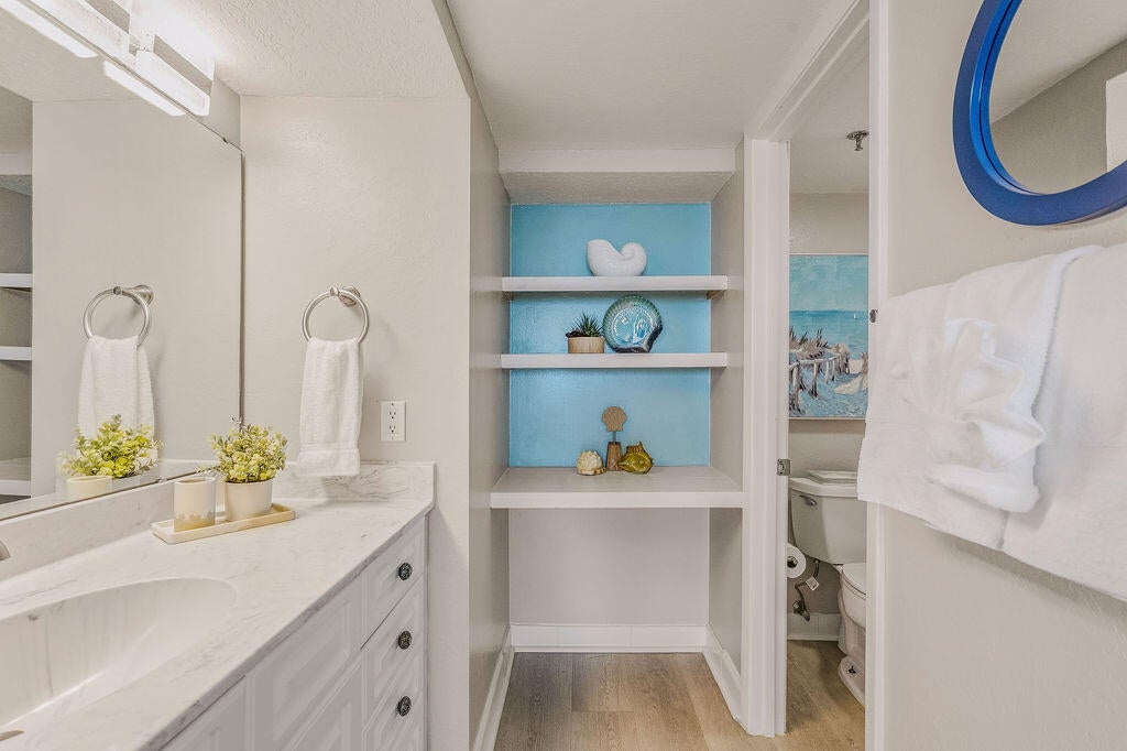 SUNDESTIN INTERNATIONAL CONDO - Residential