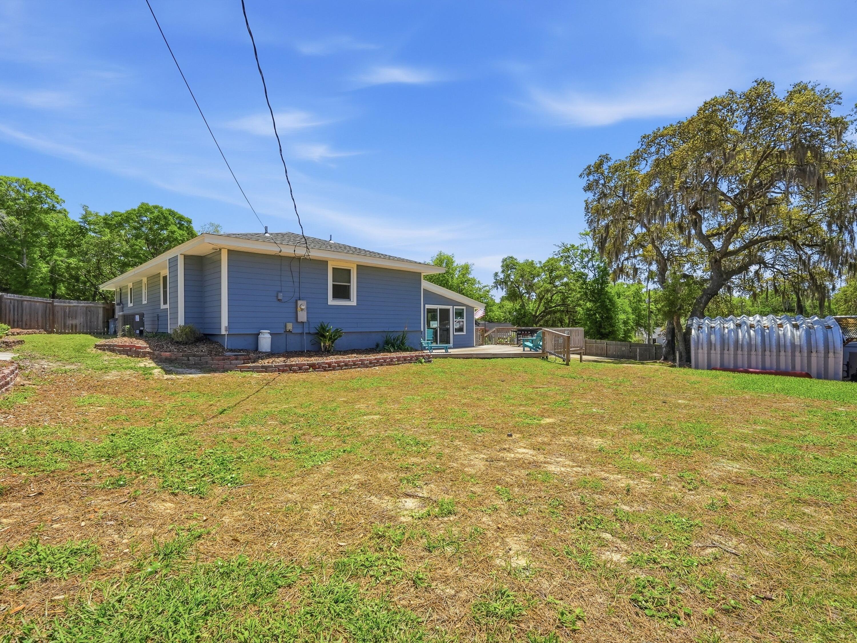 HELMS & ALLEN - Residential