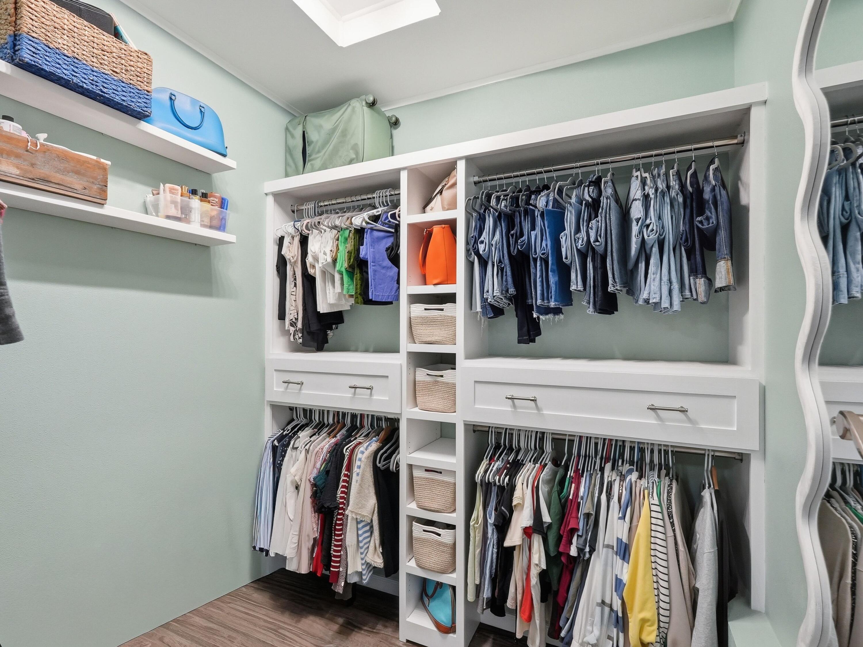 HELMS & ALLEN - Residential