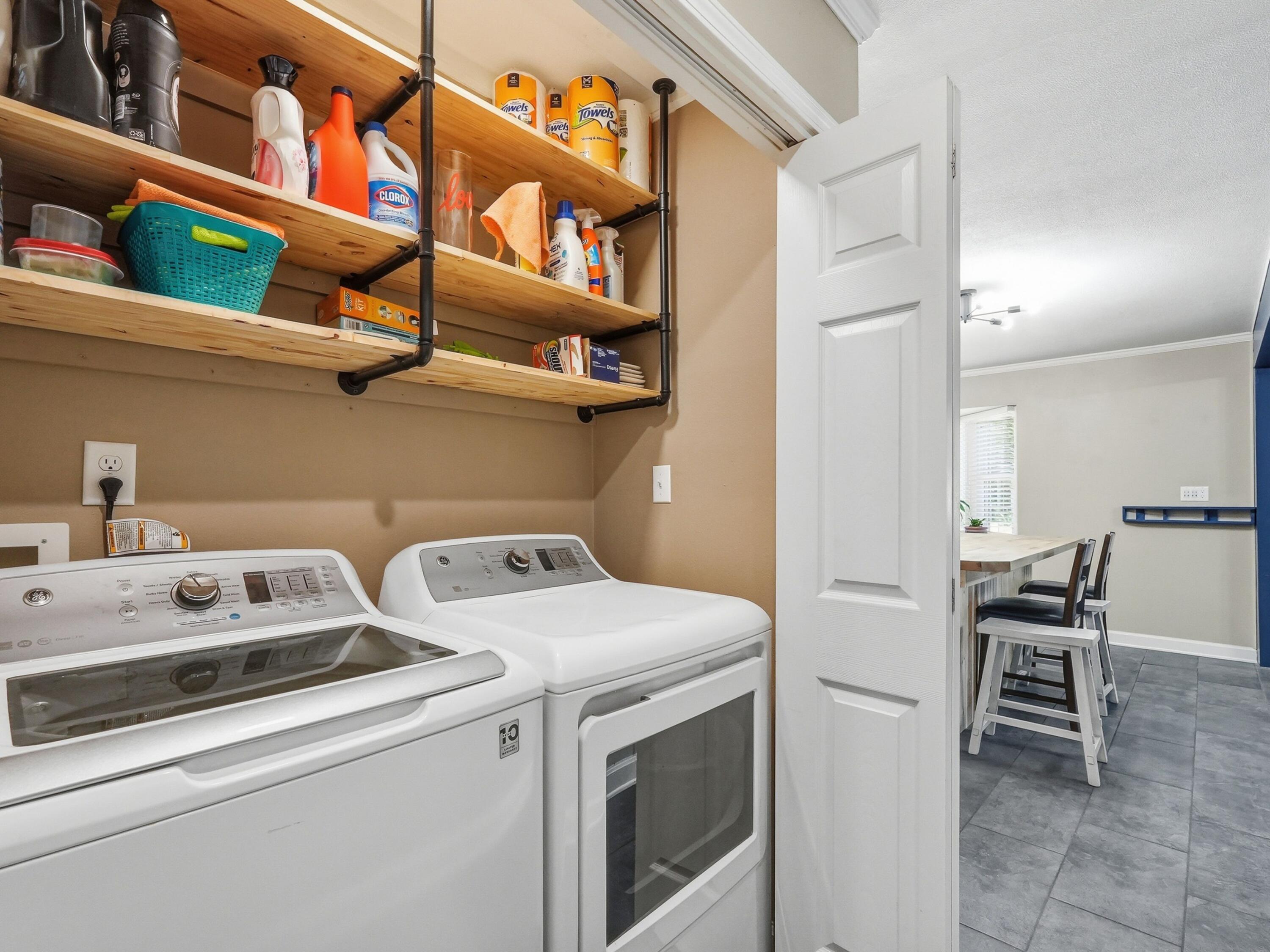 HELMS & ALLEN - Residential