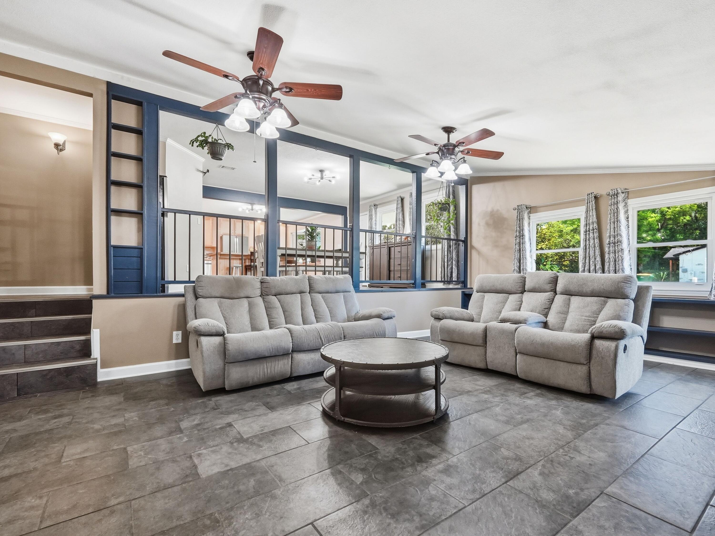 HELMS & ALLEN - Residential