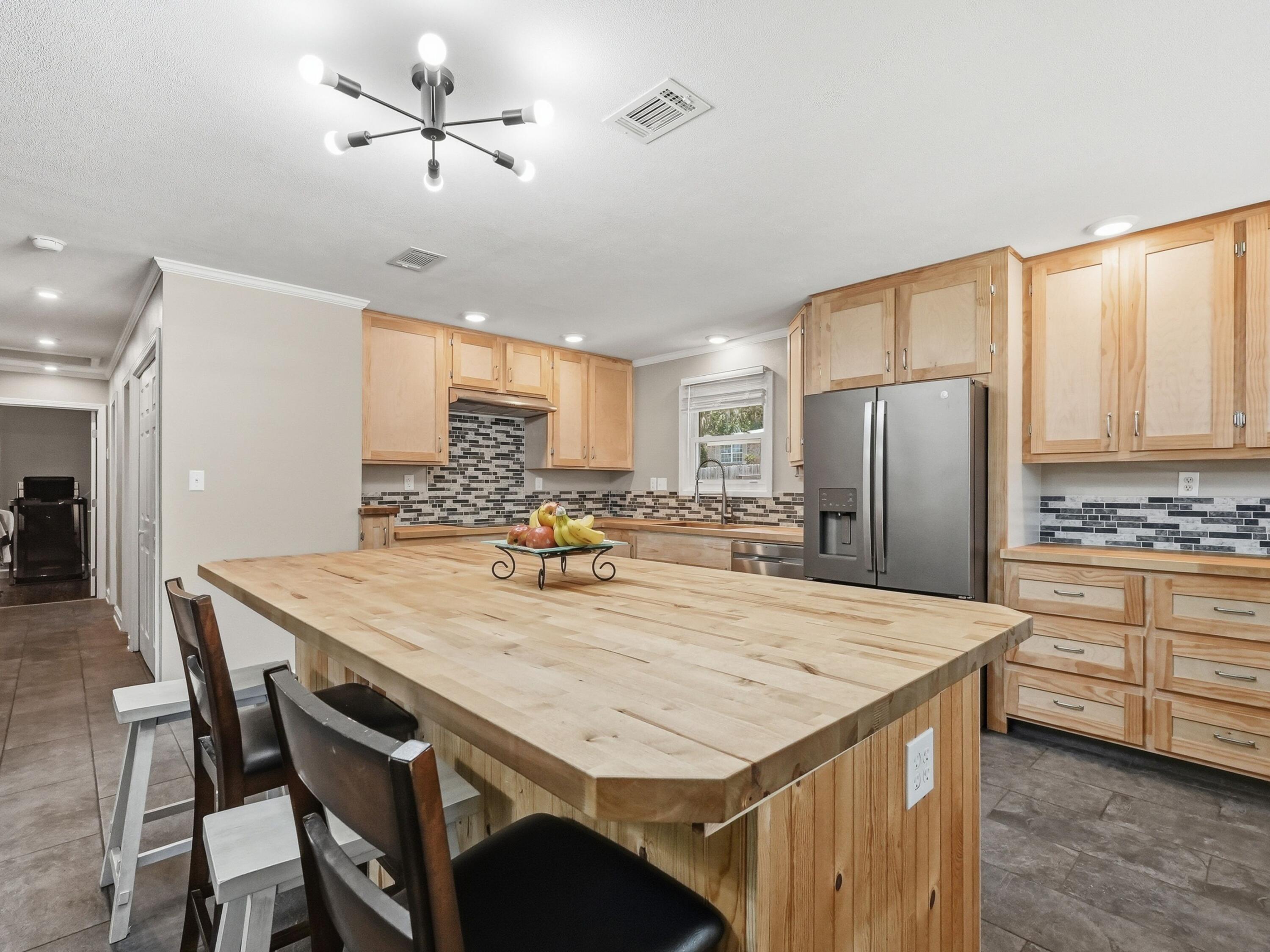 HELMS & ALLEN - Residential