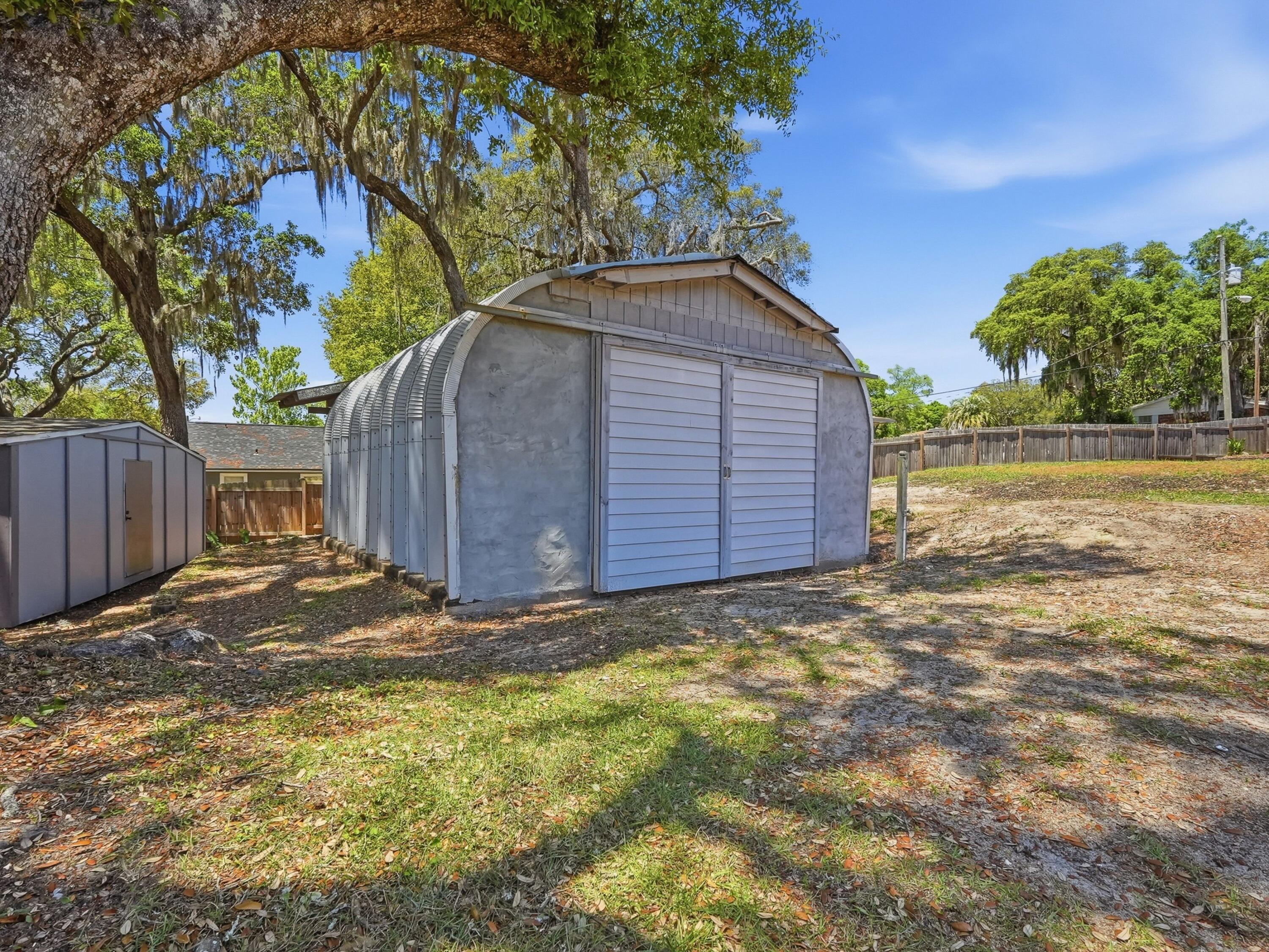 HELMS & ALLEN - Residential