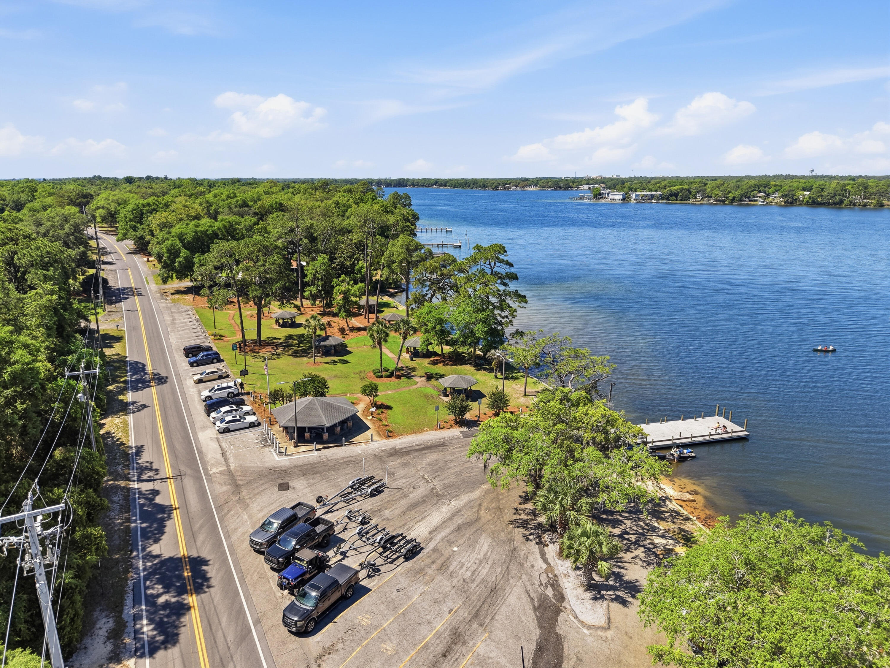 HELMS & ALLEN - Residential