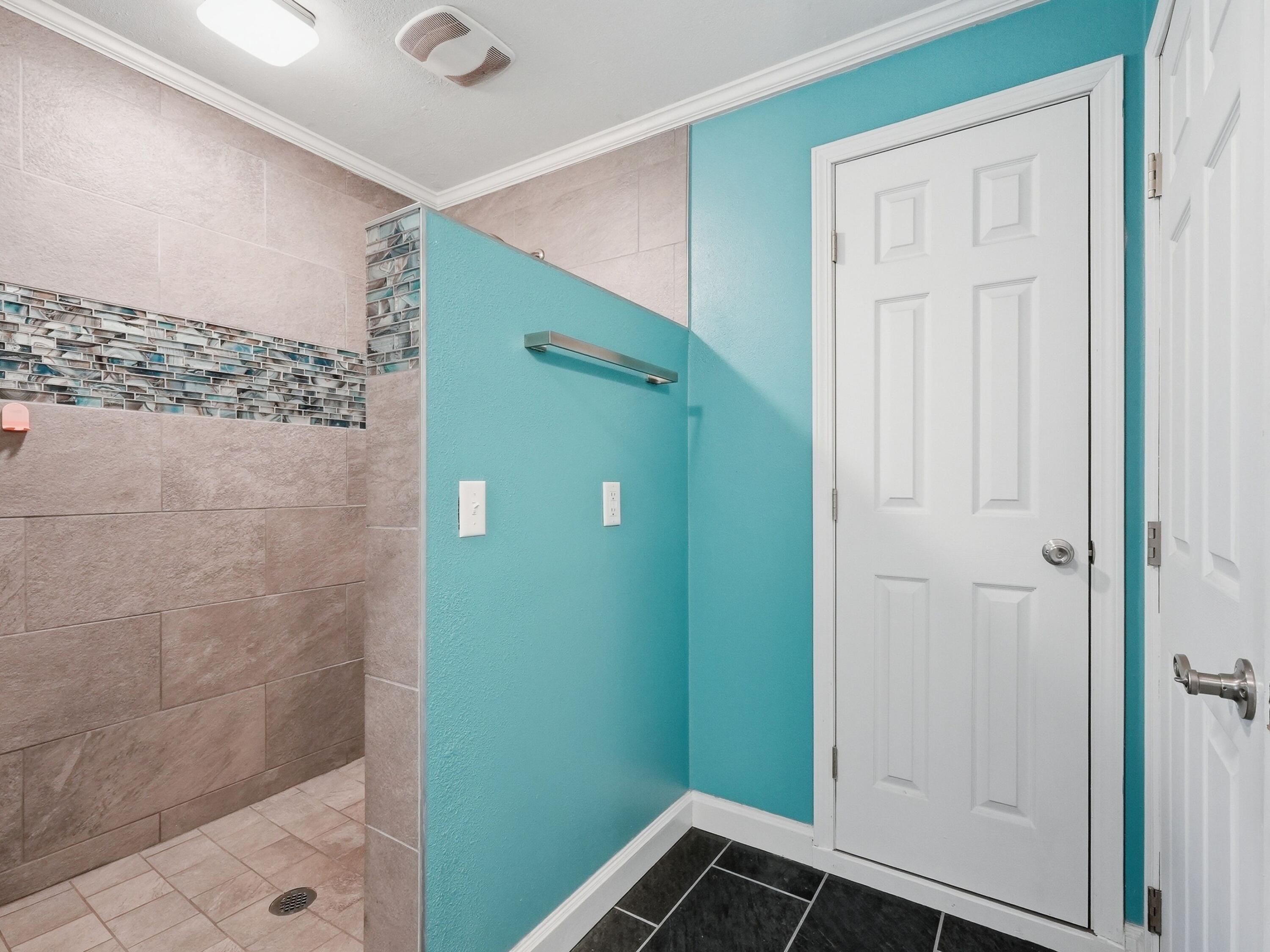 HELMS & ALLEN - Residential