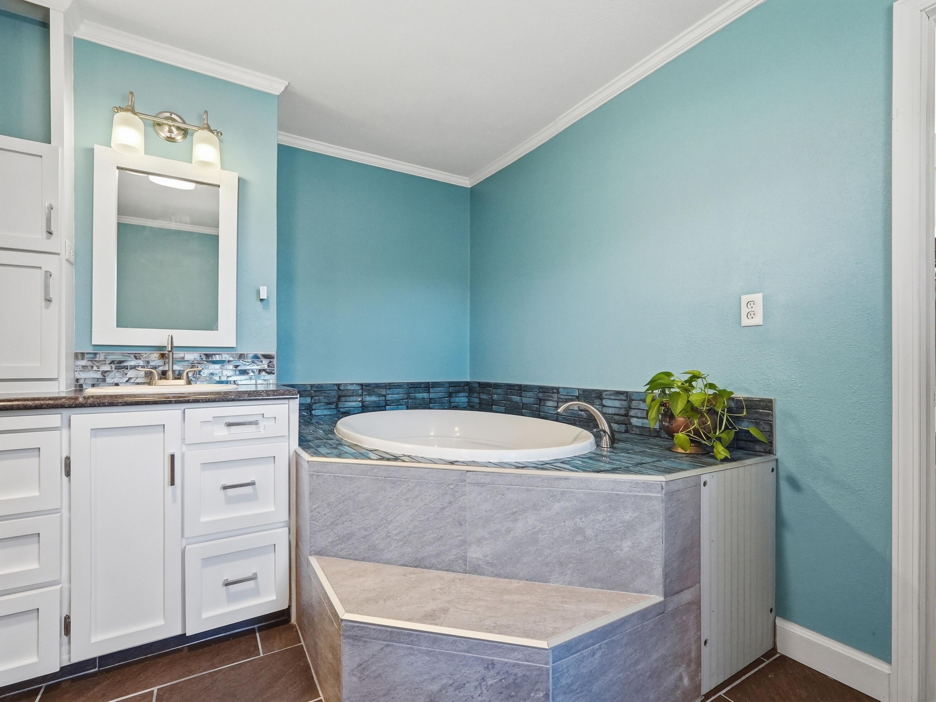 HELMS & ALLEN - Residential