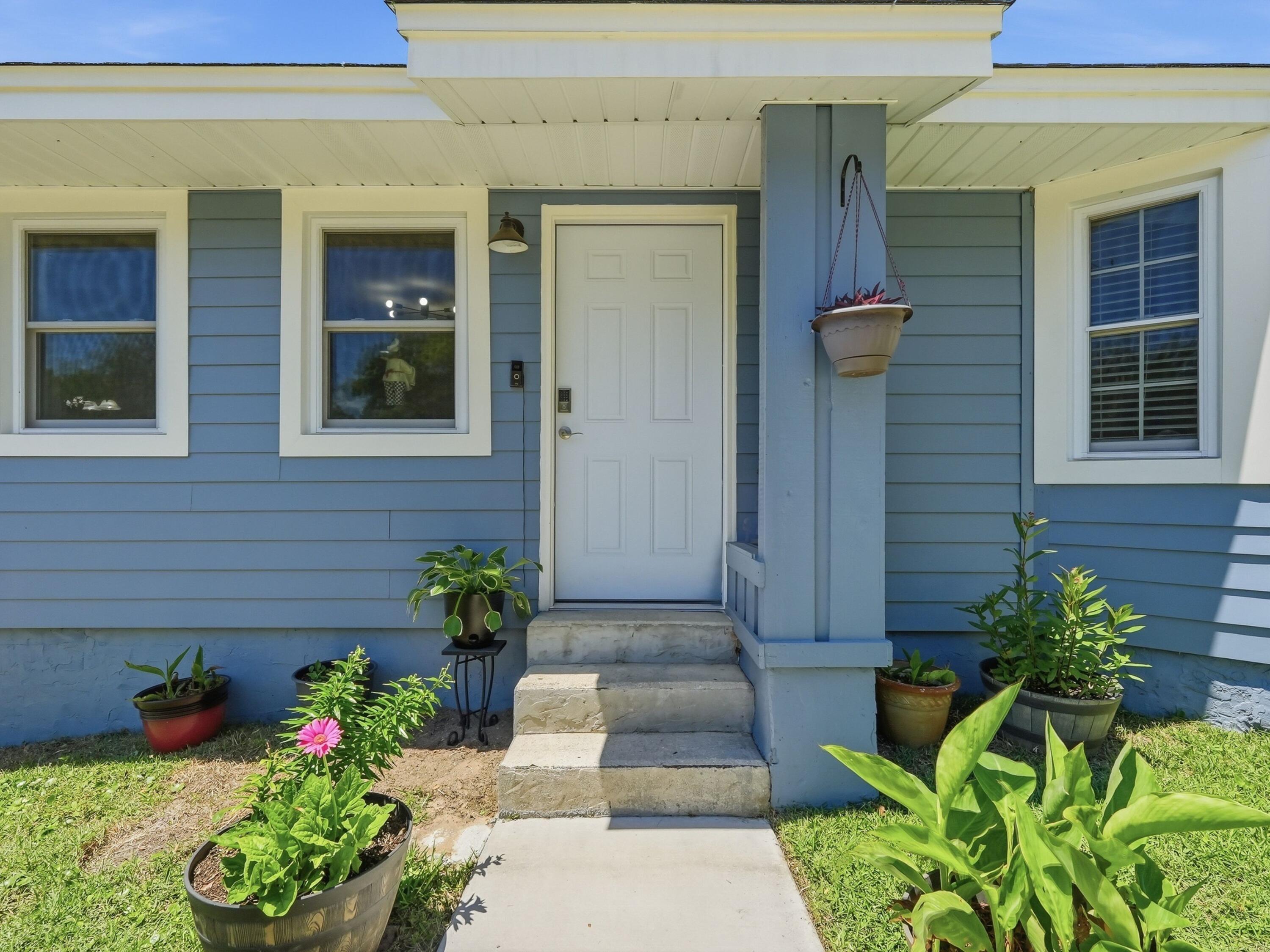 HELMS & ALLEN - Residential