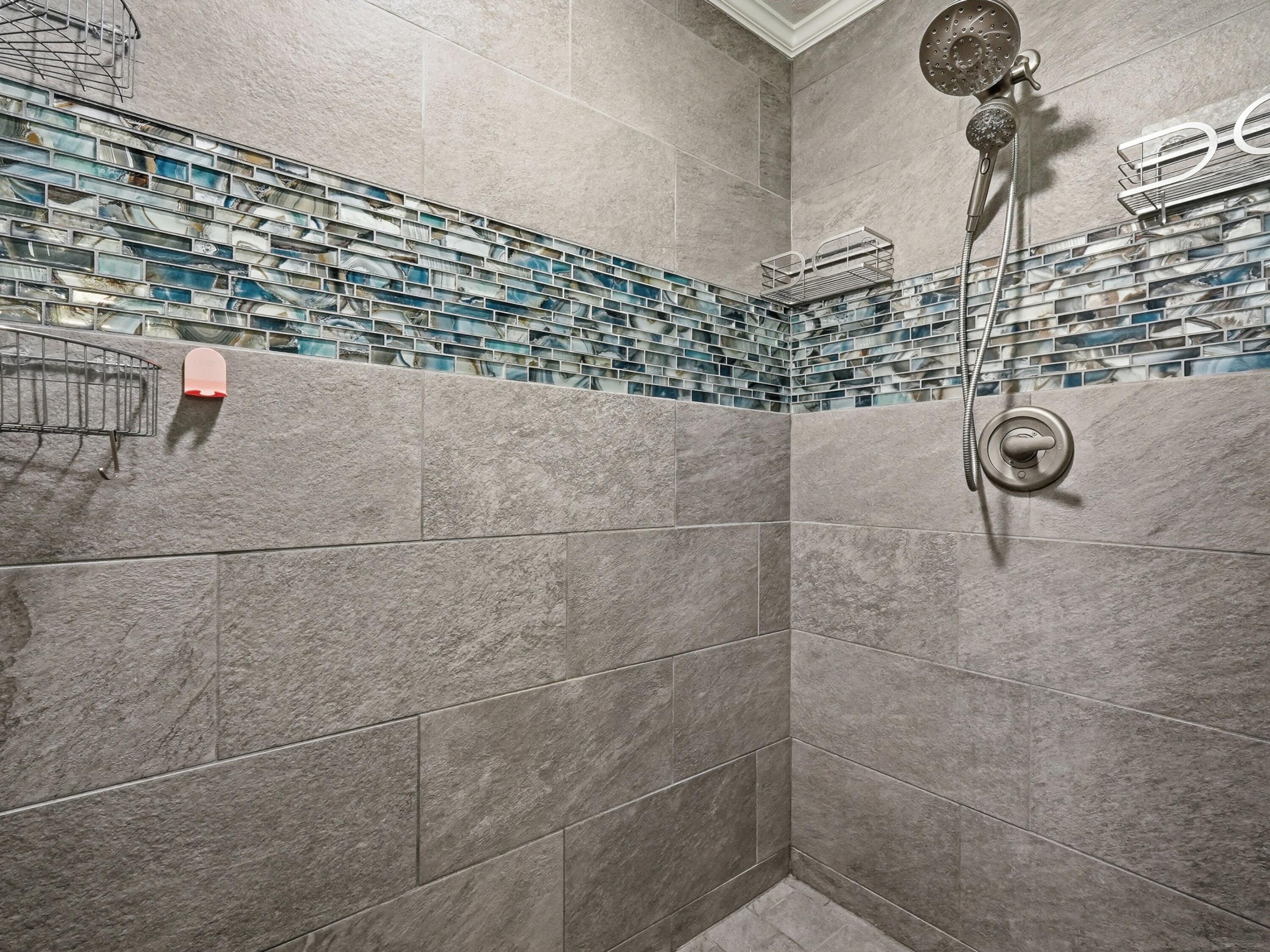 HELMS & ALLEN - Residential
