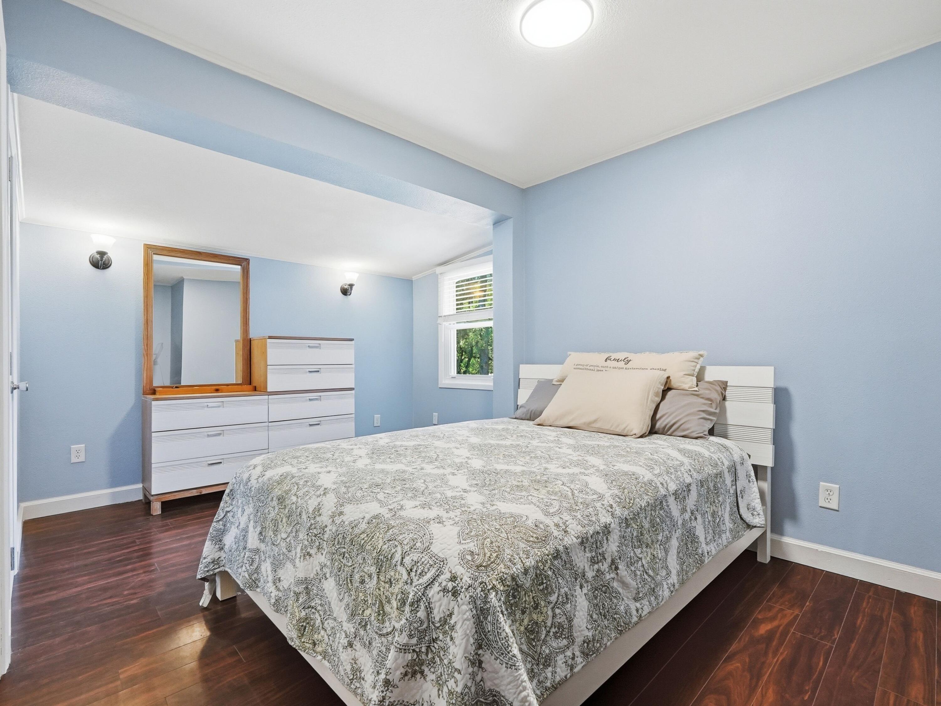 HELMS & ALLEN - Residential