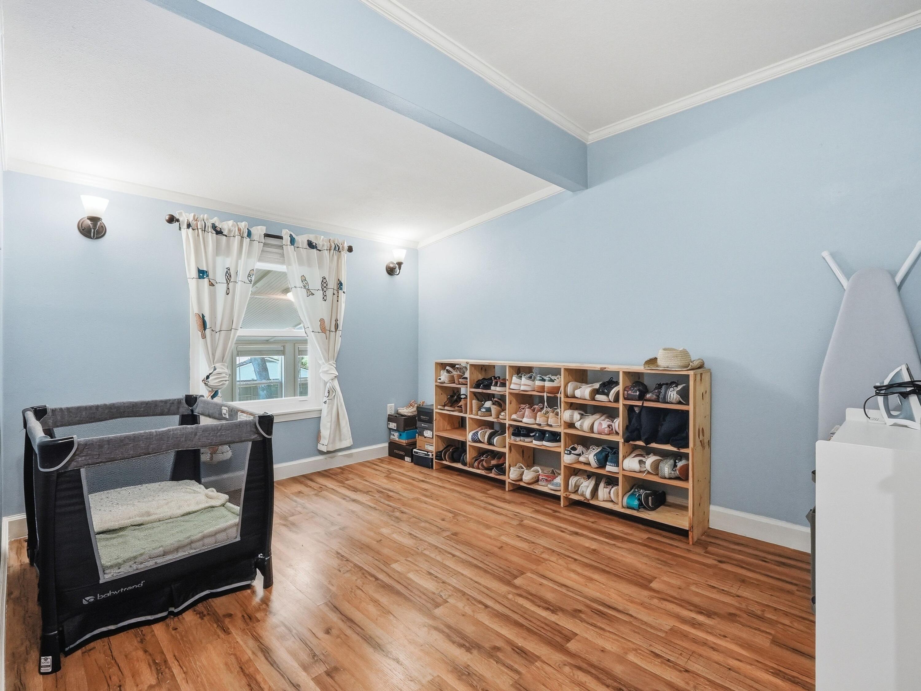 HELMS & ALLEN - Residential
