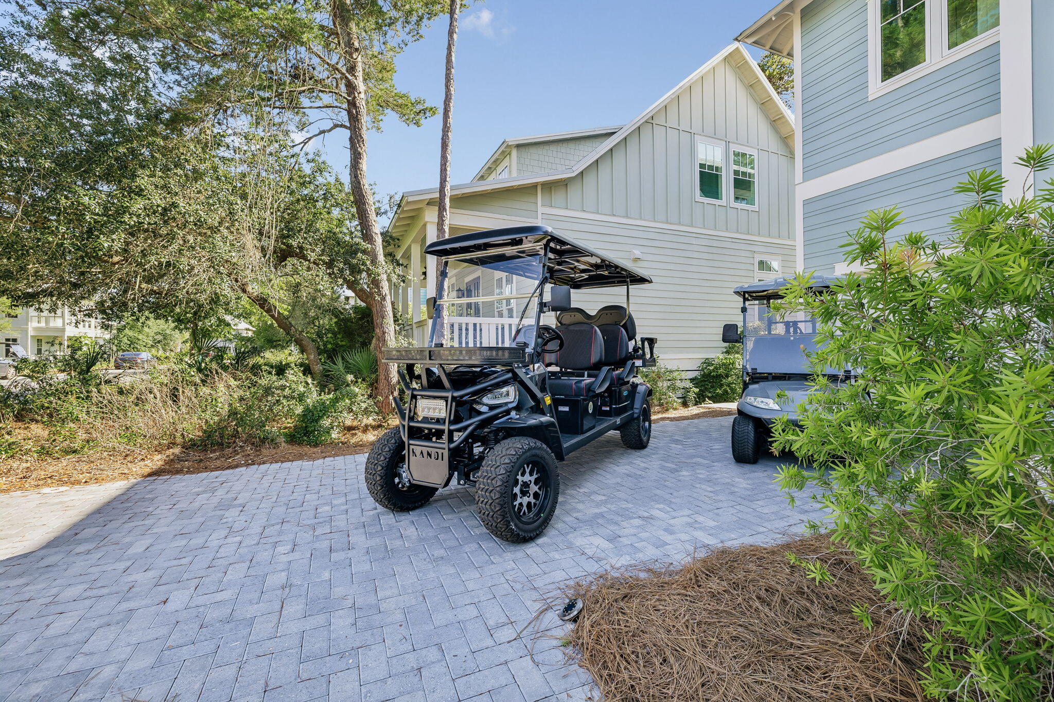LAKESIDE AT BLUE MOUNTAIN BEACH - Residential