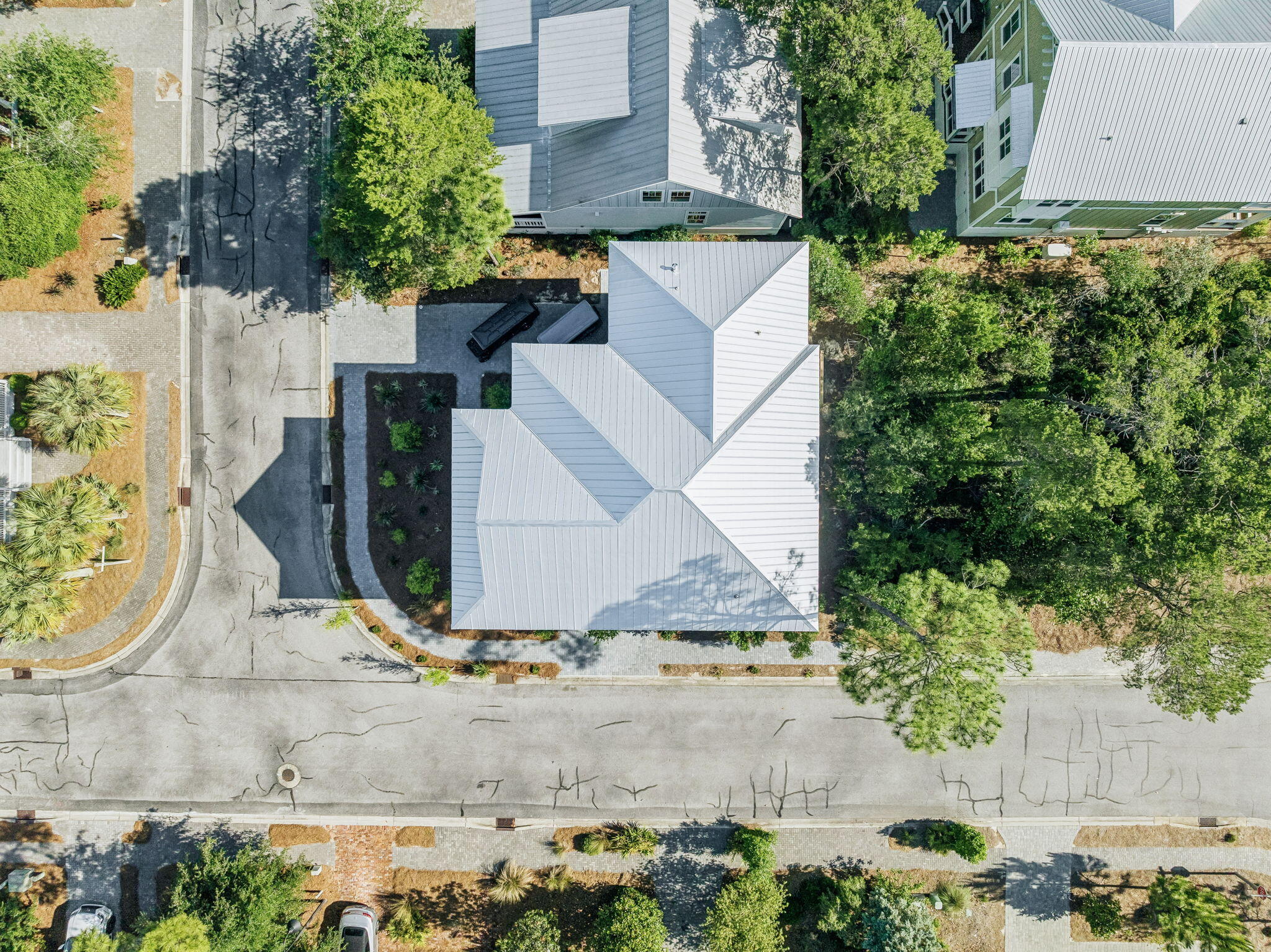 LAKESIDE AT BLUE MOUNTAIN BEACH - Residential