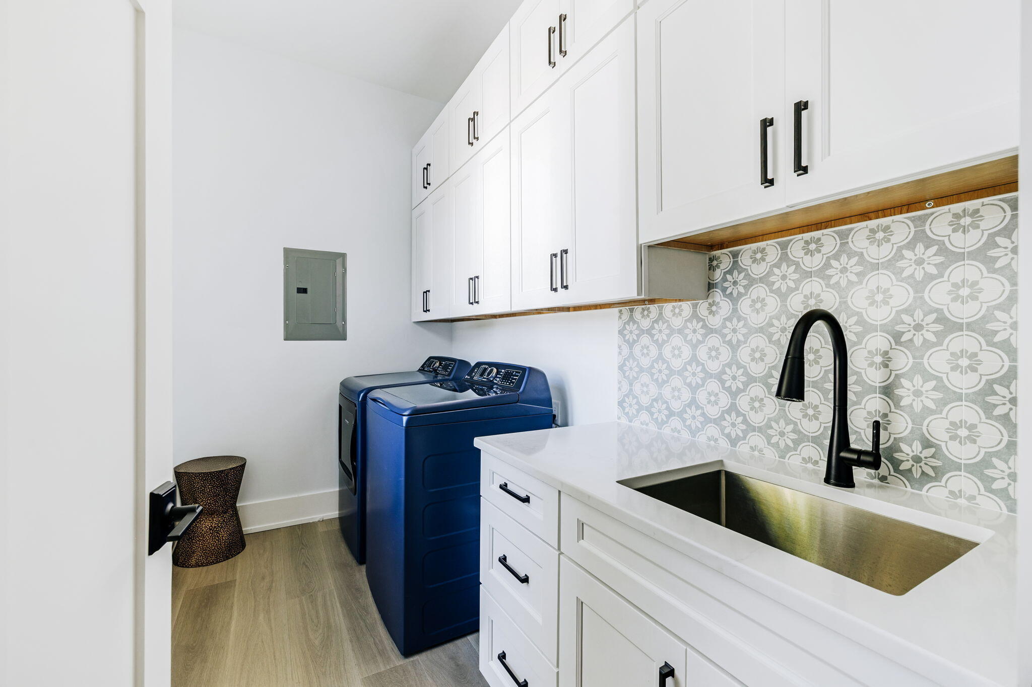 LAKESIDE AT BLUE MOUNTAIN BEACH - Residential
