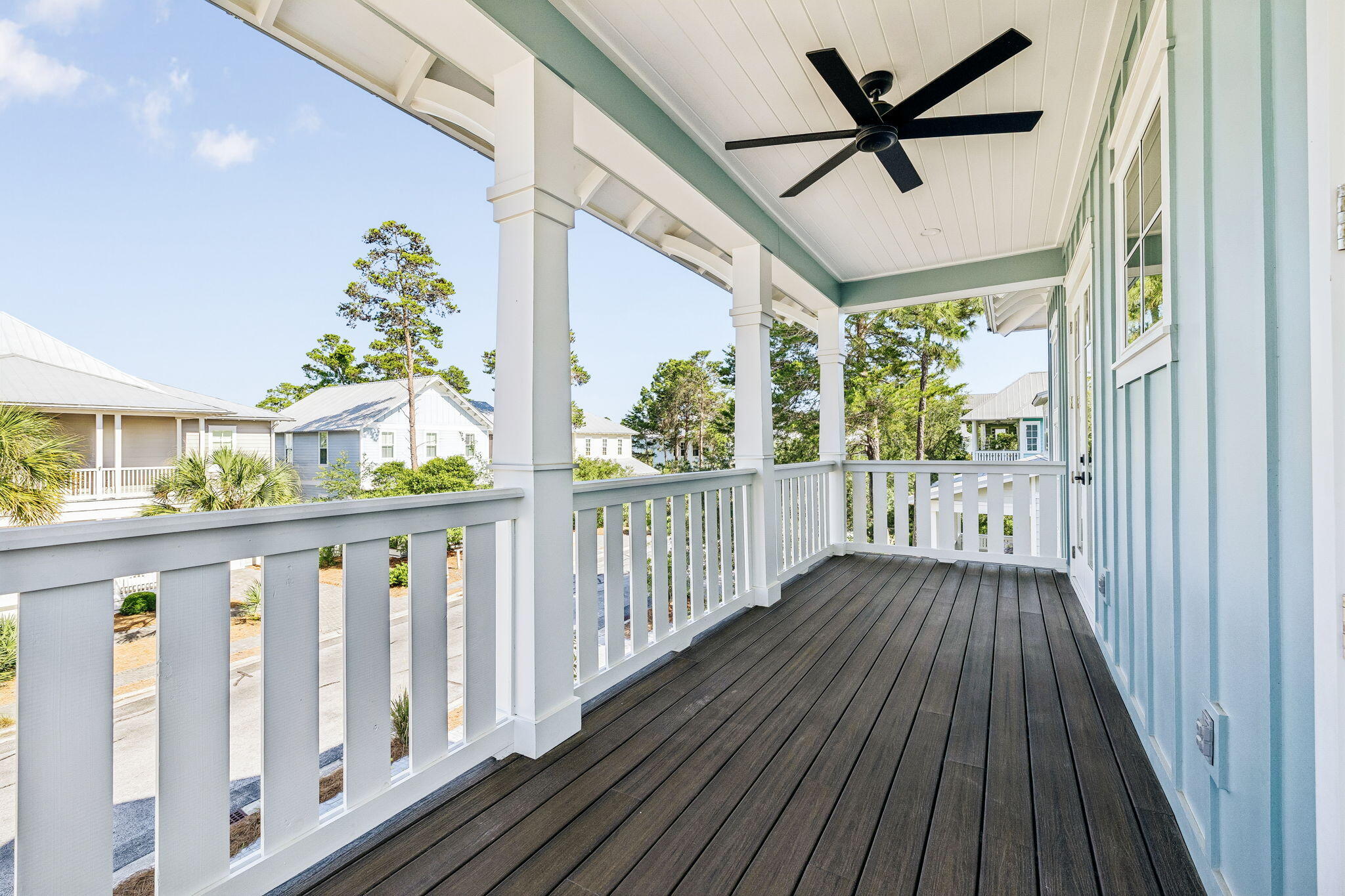 LAKESIDE AT BLUE MOUNTAIN BEACH - Residential