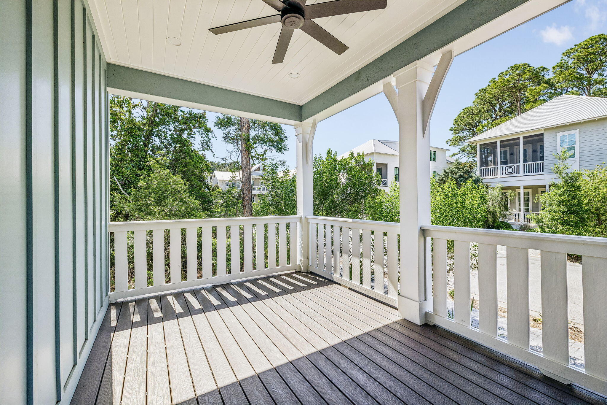 LAKESIDE AT BLUE MOUNTAIN BEACH - Residential