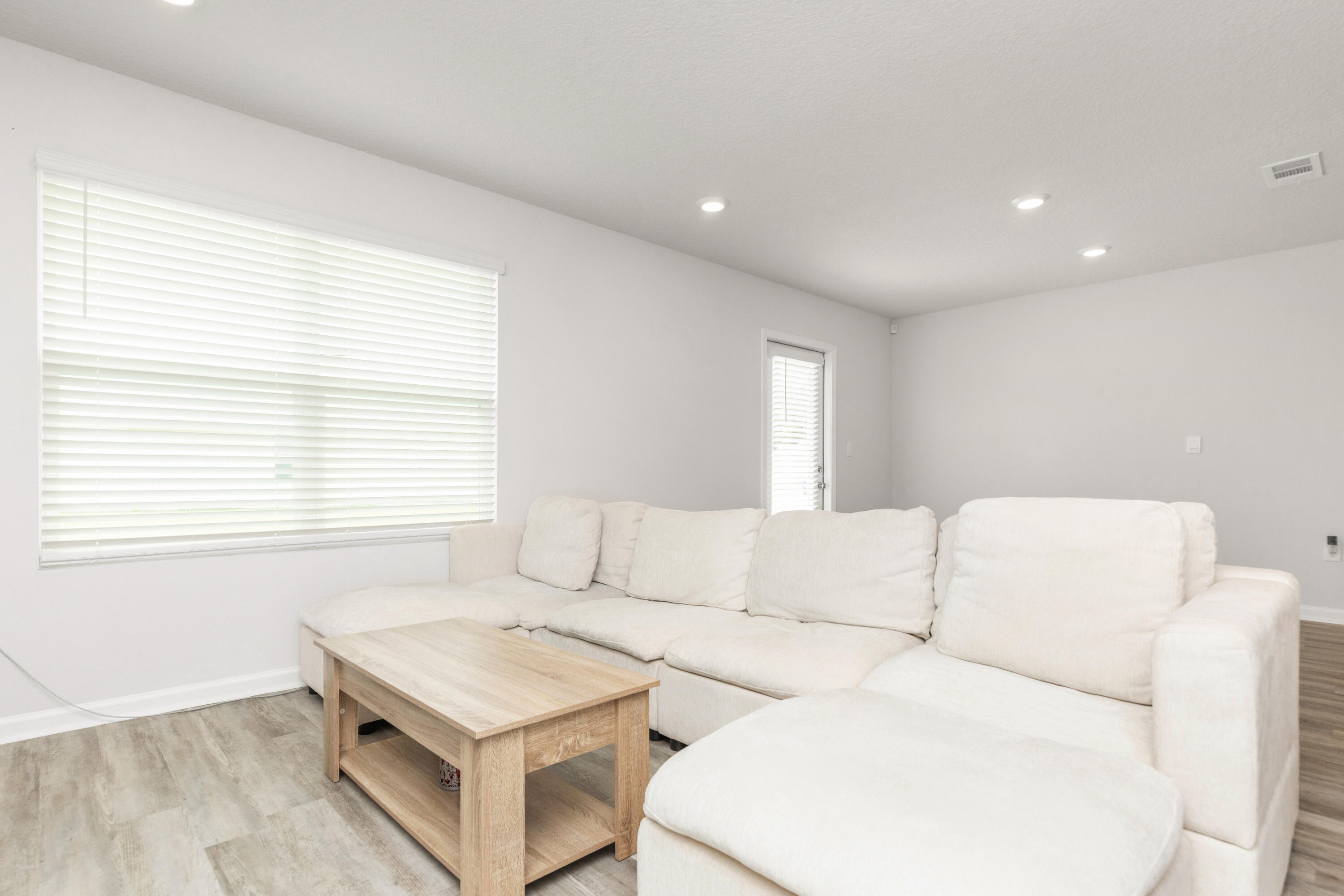 Day's Landing - Residential Lease