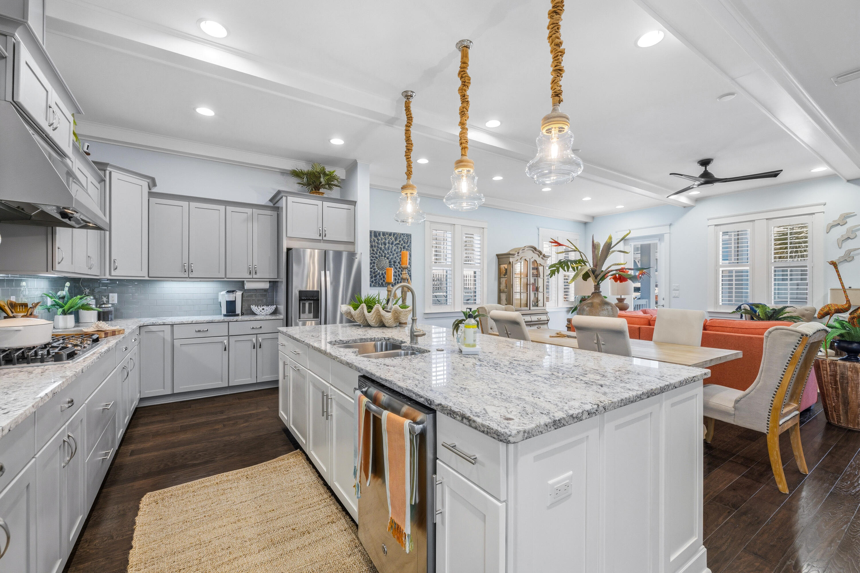 HIGHLAND PARKS - Residential