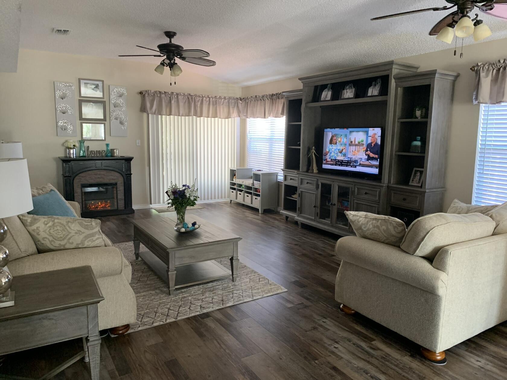 EMERALD VILLAGE S/D - Residential