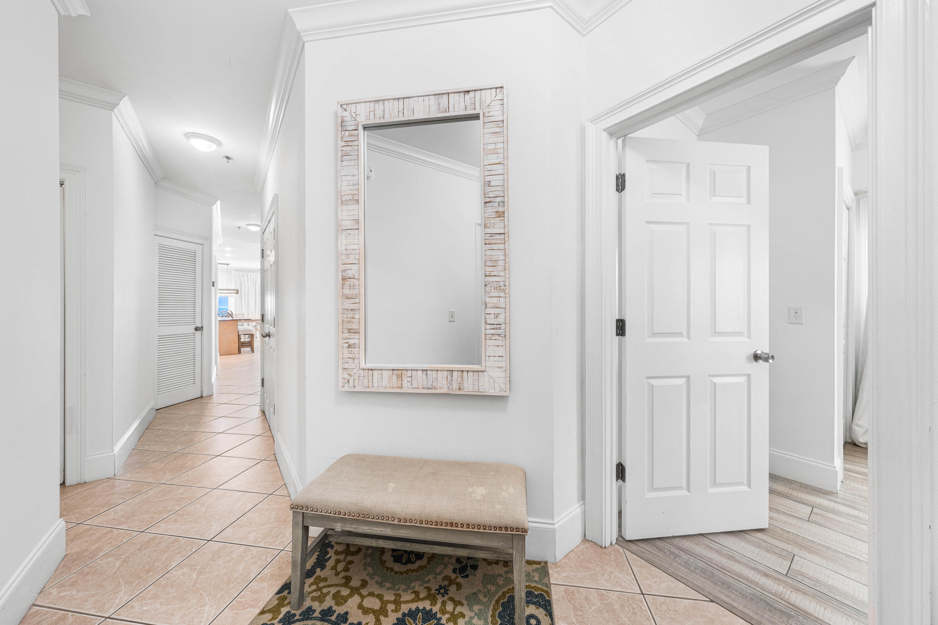 EMERALD SURF VILLAS - Residential