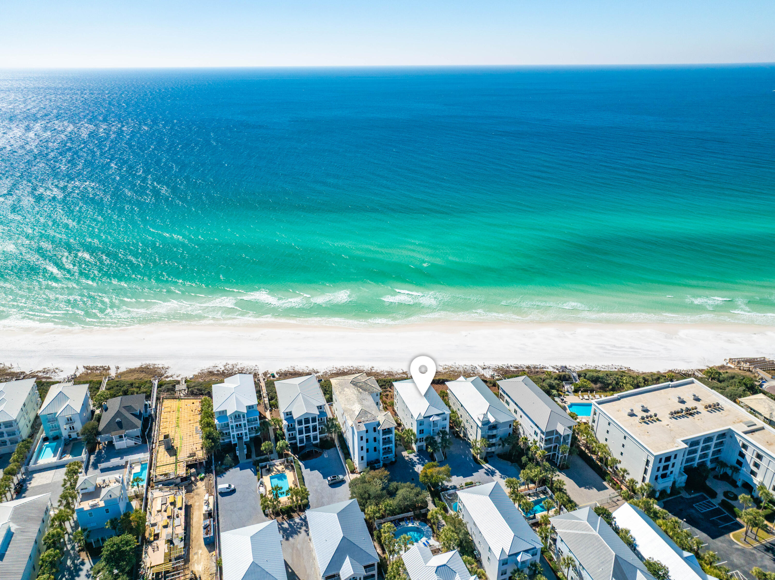 EMERALD SURF VILLAS - Residential