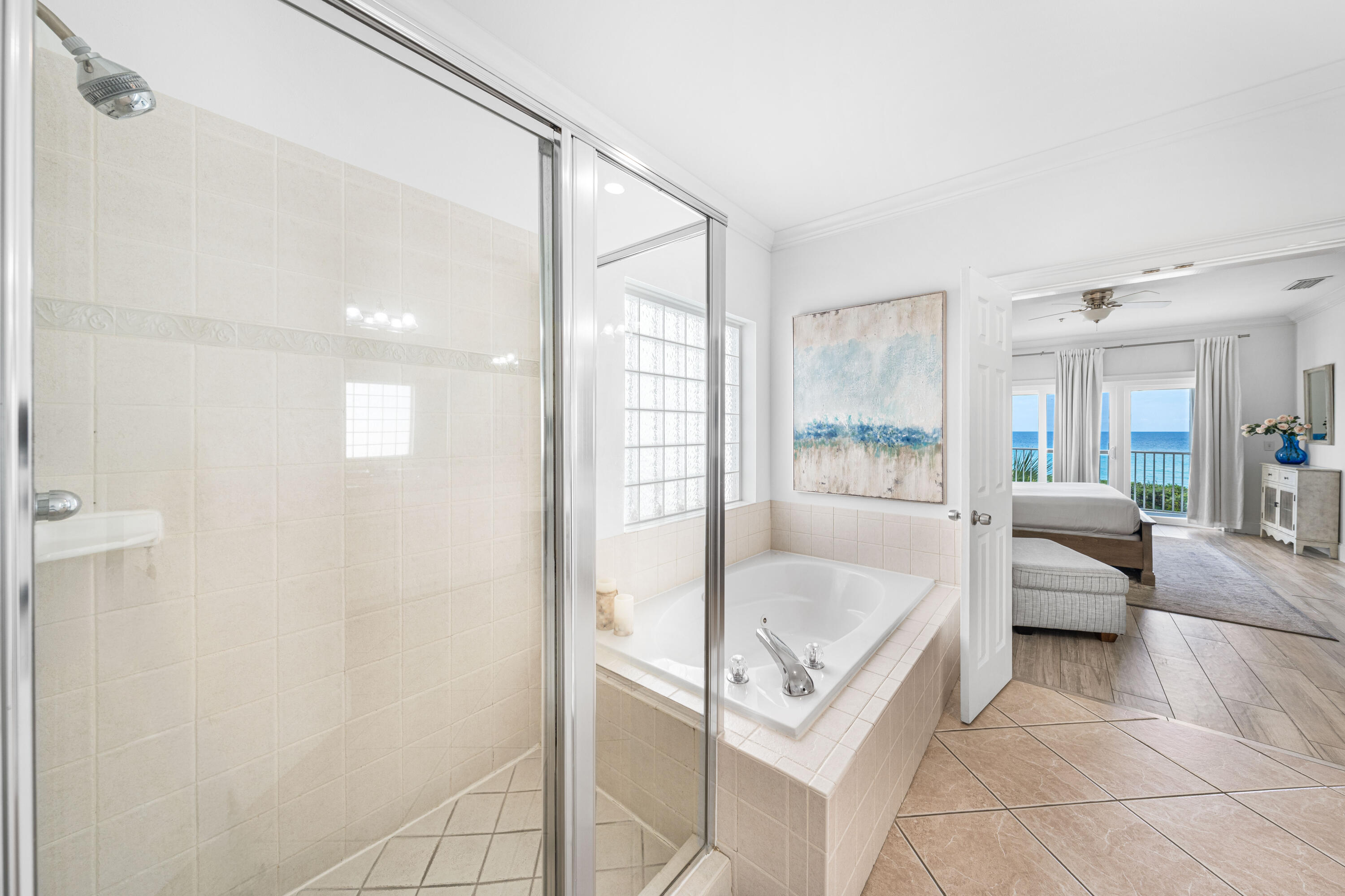 EMERALD SURF VILLAS - Residential