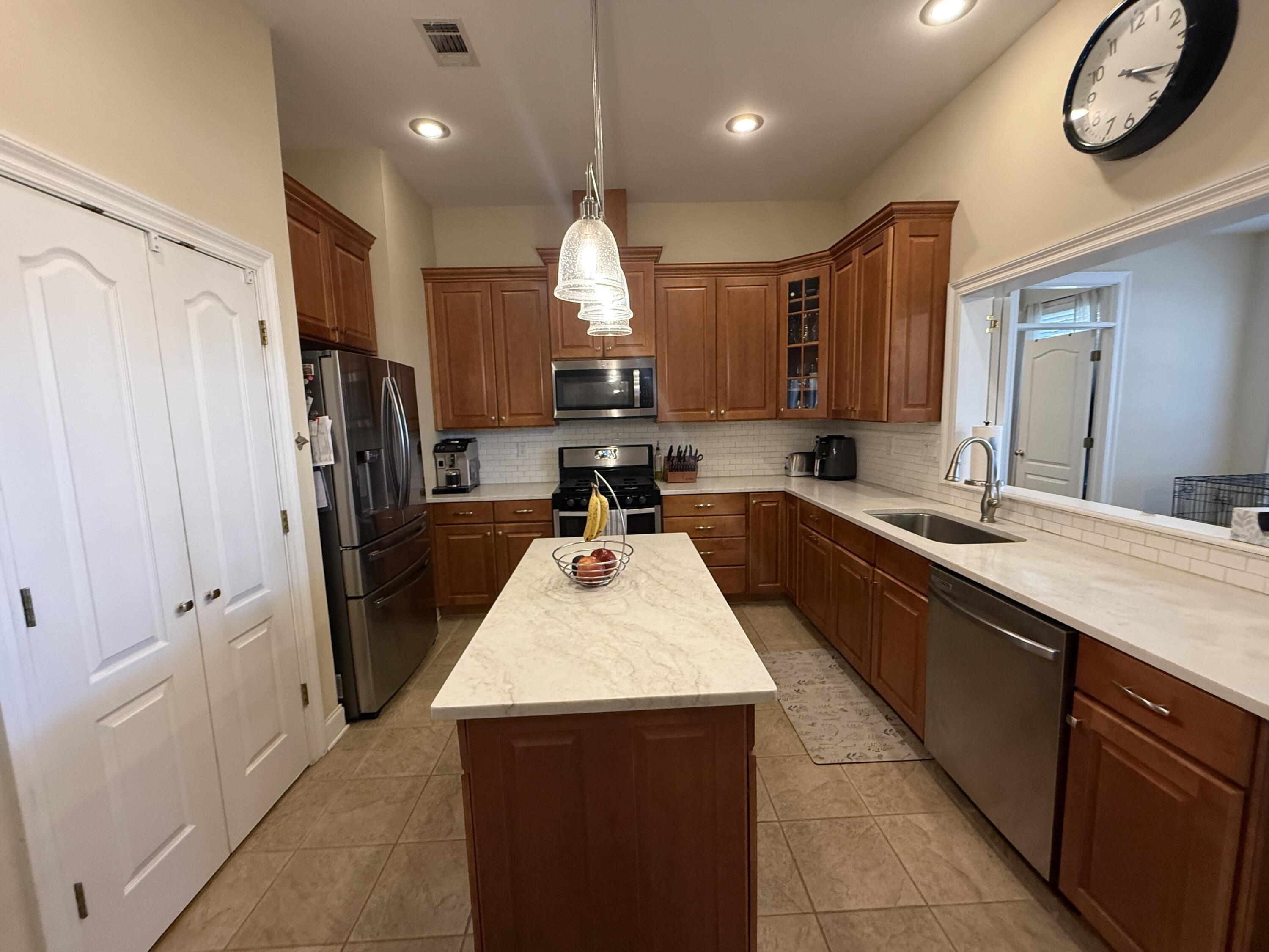 SOUTHWIND PH VI UNIT 29 - Residential Lease