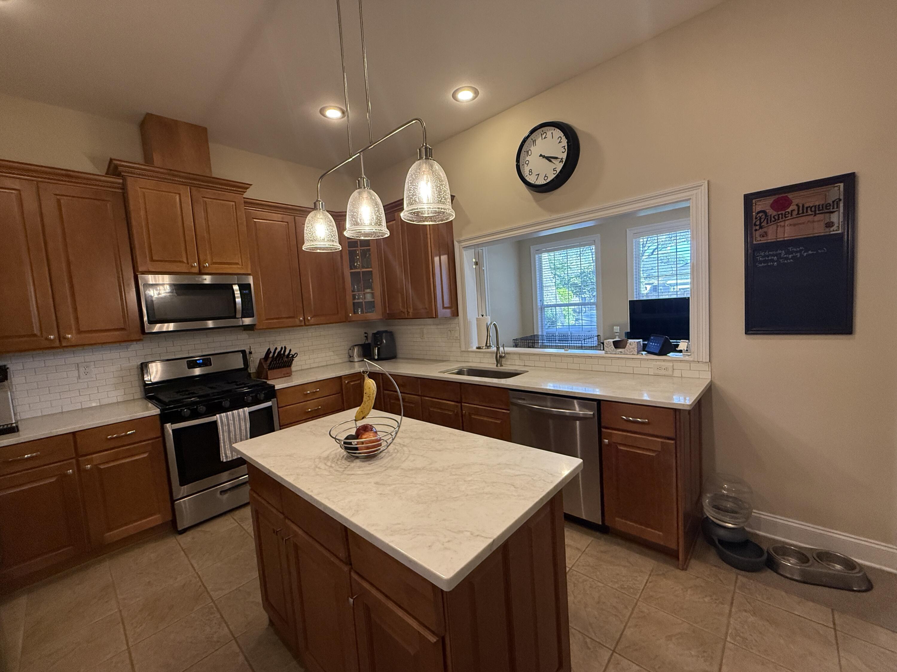 SOUTHWIND PH VI UNIT 29 - Residential Lease