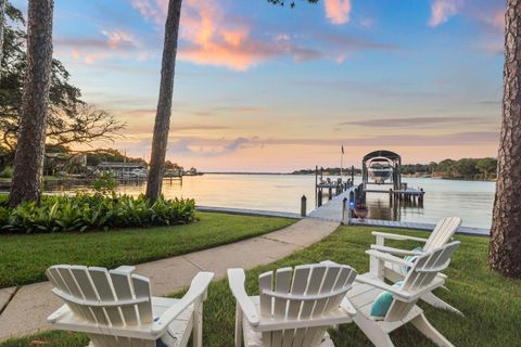 702 Beach Drive Destin FL 32541