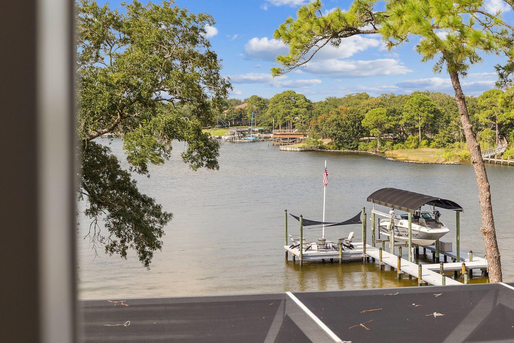 KELLYS ADDN TO DESTIN - Residential