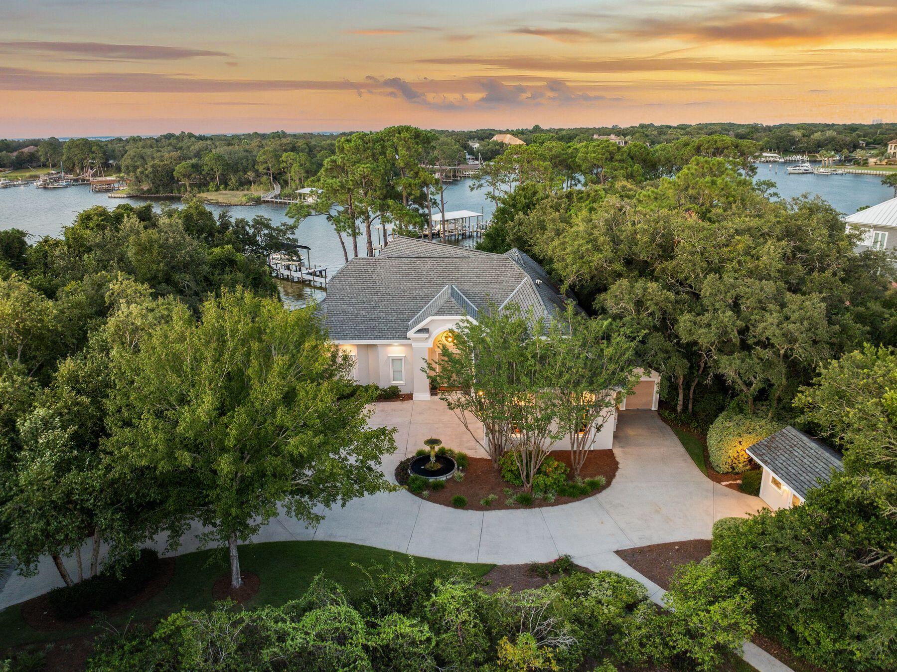 KELLYS ADDN TO DESTIN - Residential