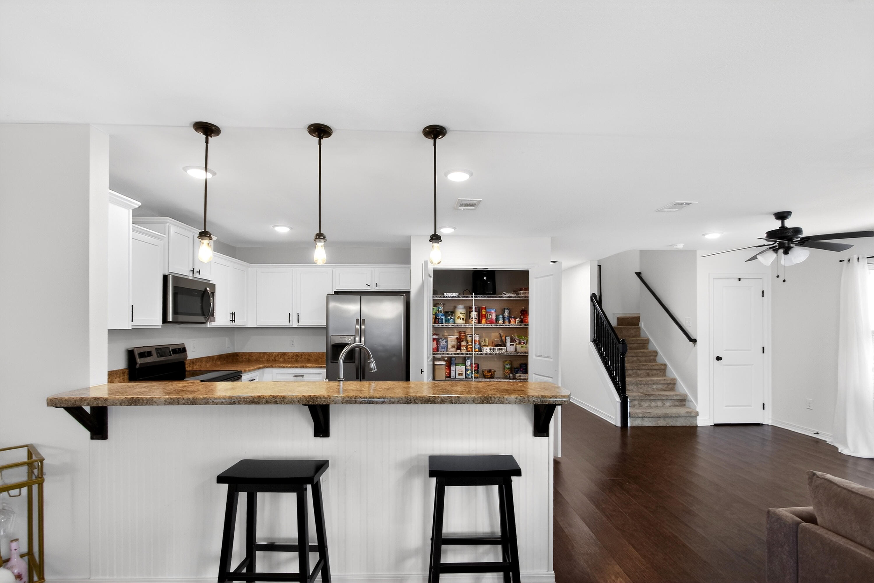 STILLWELL ESTATES - Residential Lease