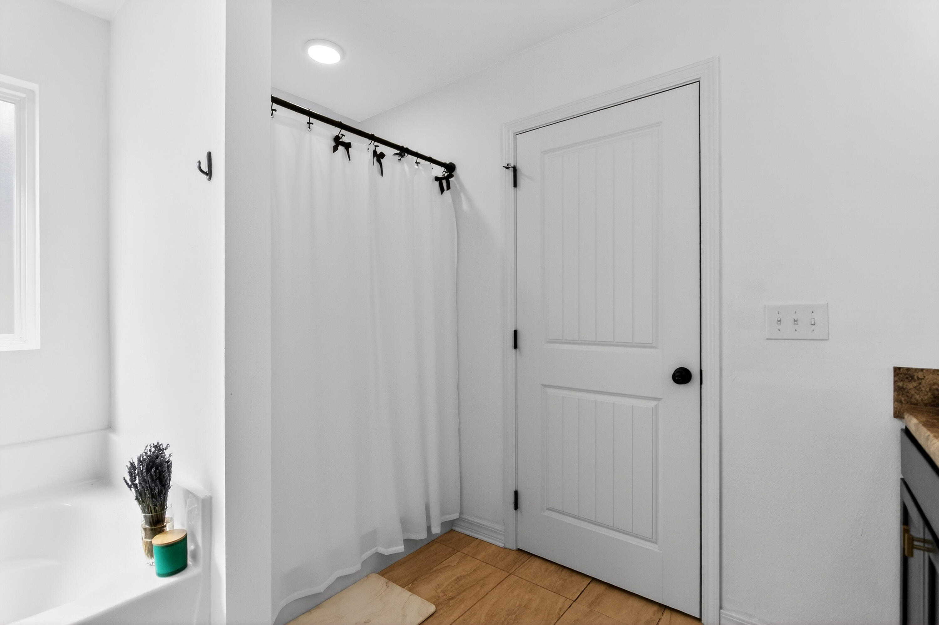 STILLWELL ESTATES - Residential Lease