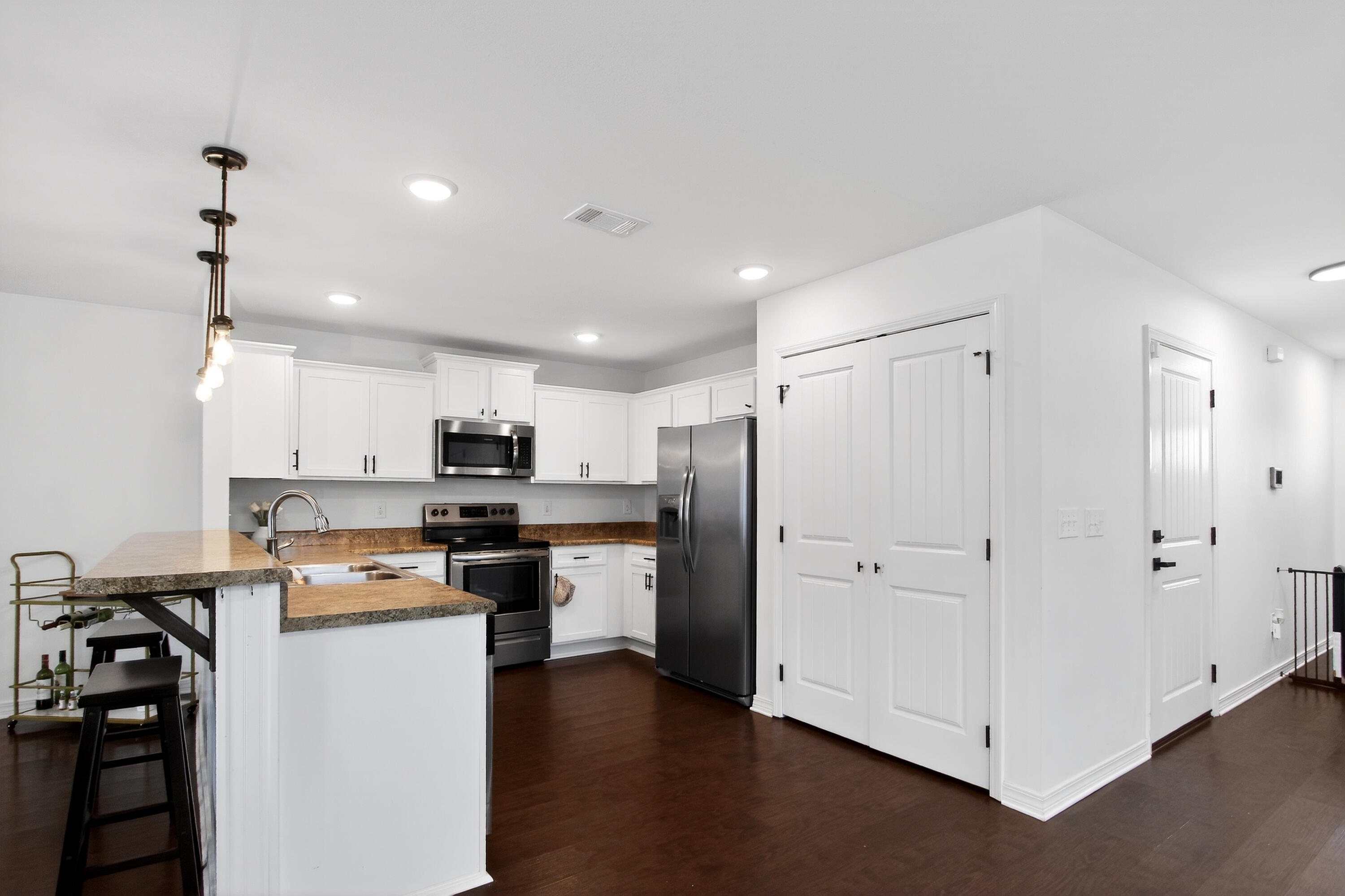 STILLWELL ESTATES - Residential Lease