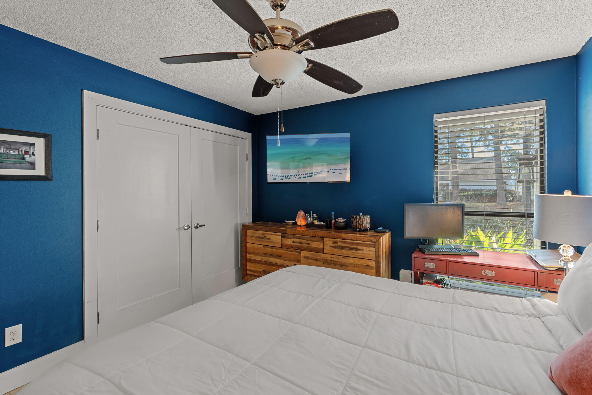 LINKSIDE VILLAGE UNIT 1 - Residential