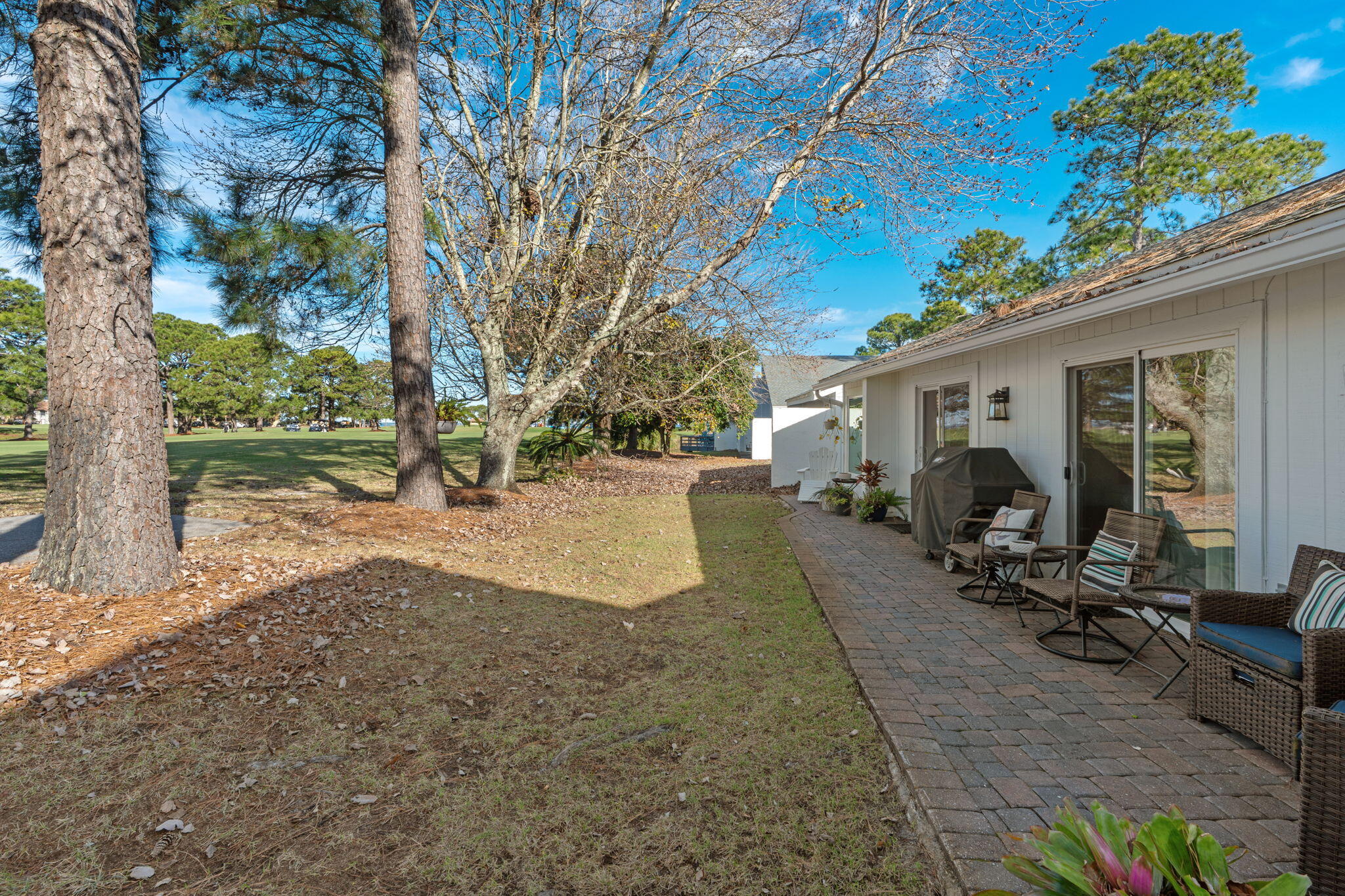 LINKSIDE VILLAGE UNIT 1 - Residential