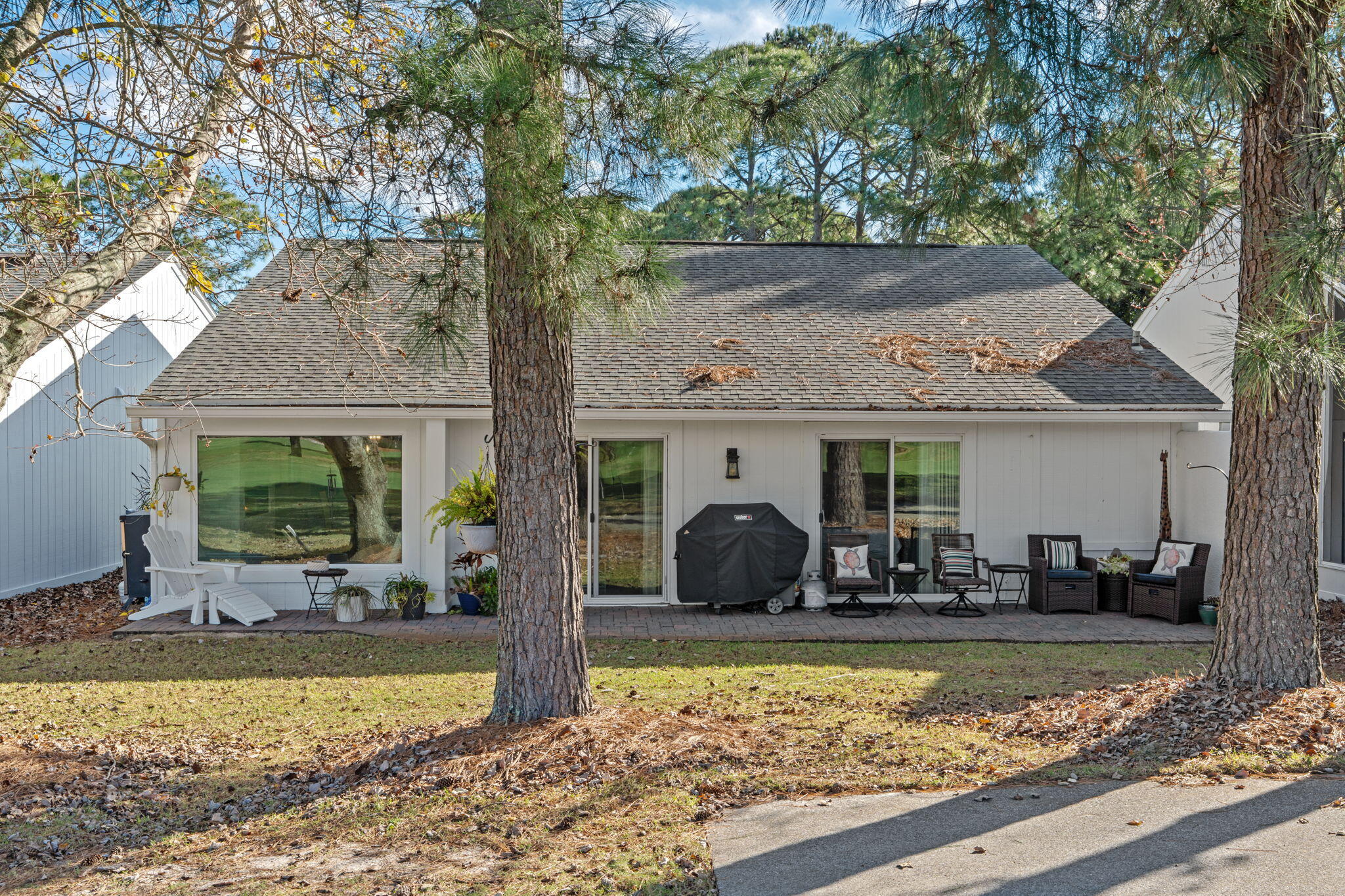 LINKSIDE VILLAGE UNIT 1 - Residential