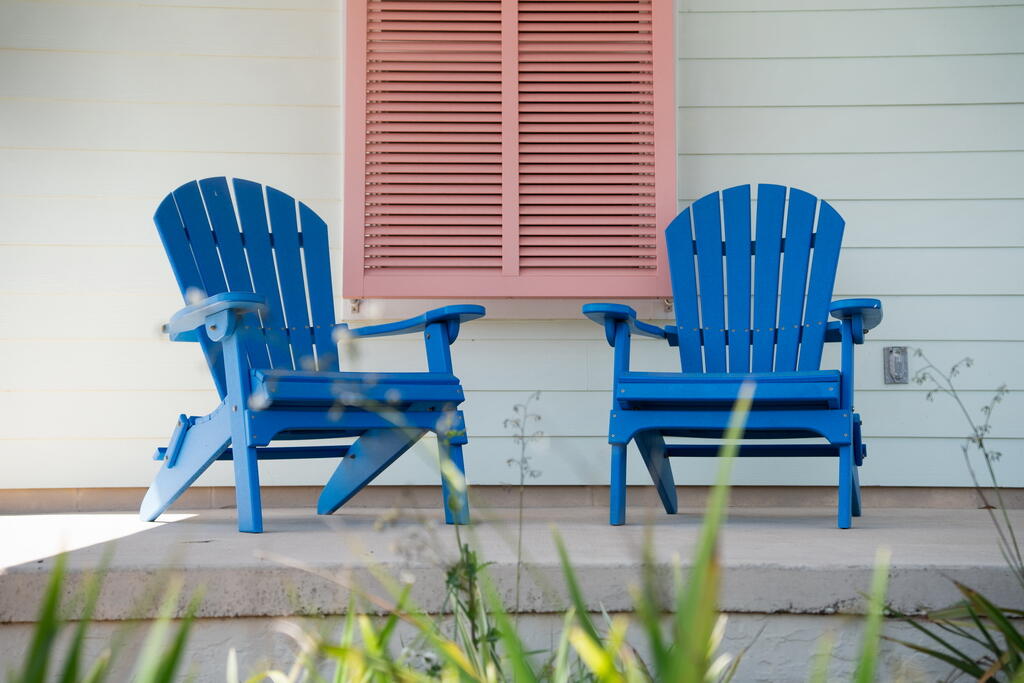 CRYSTAL BEACH - Residential