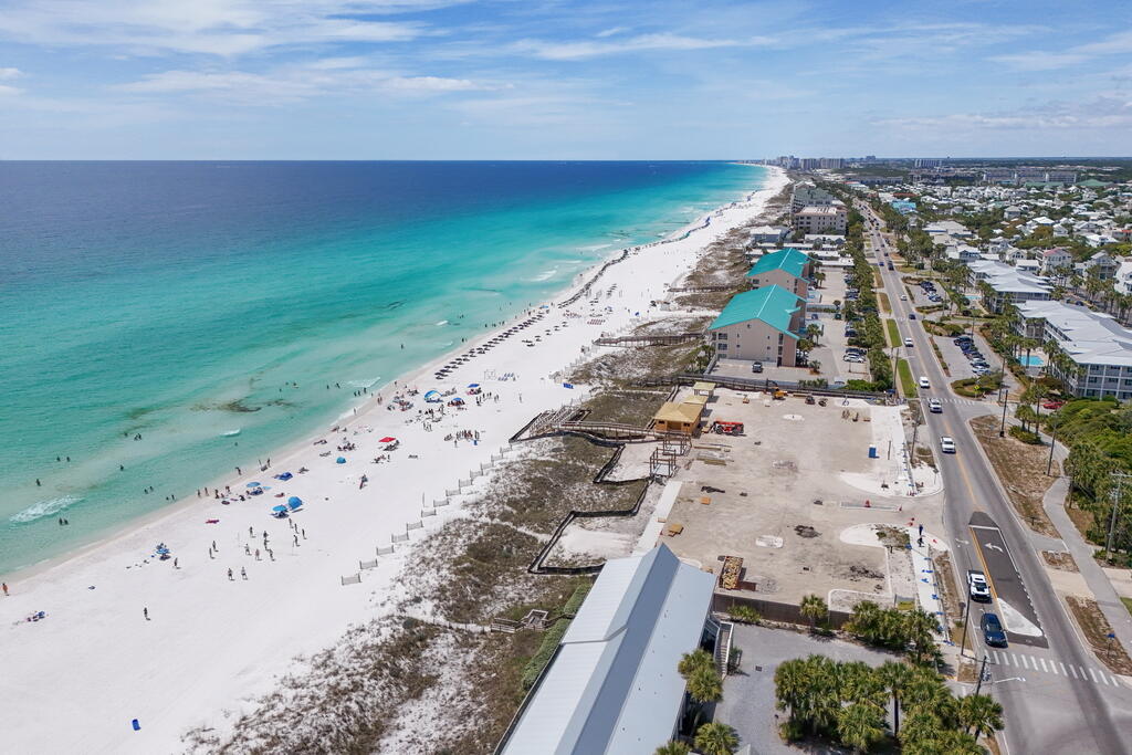 CRYSTAL BEACH - Residential