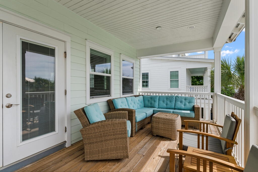 CRYSTAL BEACH - Residential