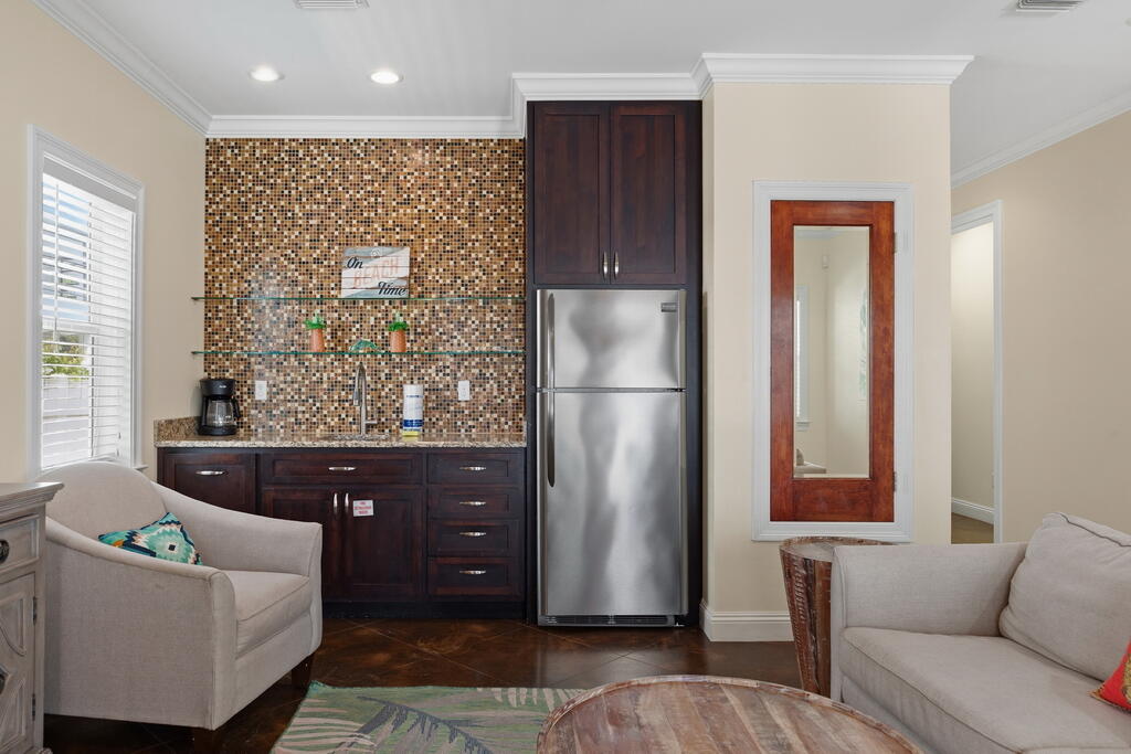 CRYSTAL BEACH - Residential