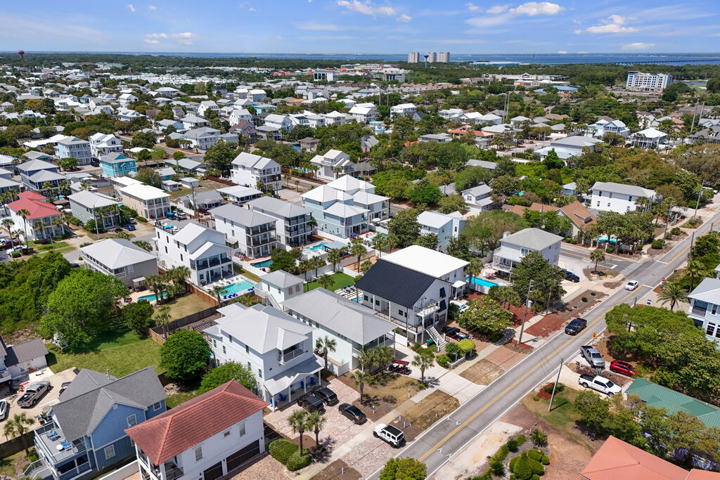 CRYSTAL BEACH - Residential