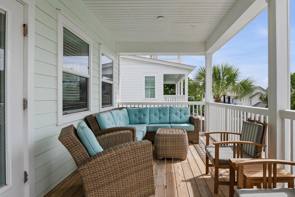 CRYSTAL BEACH - Residential