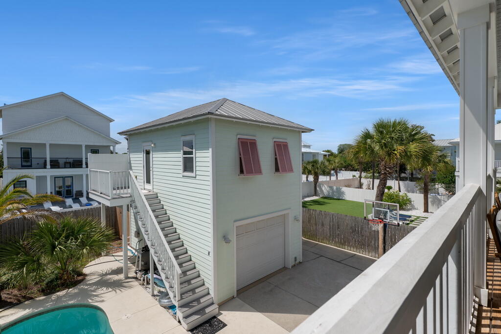 CRYSTAL BEACH - Residential